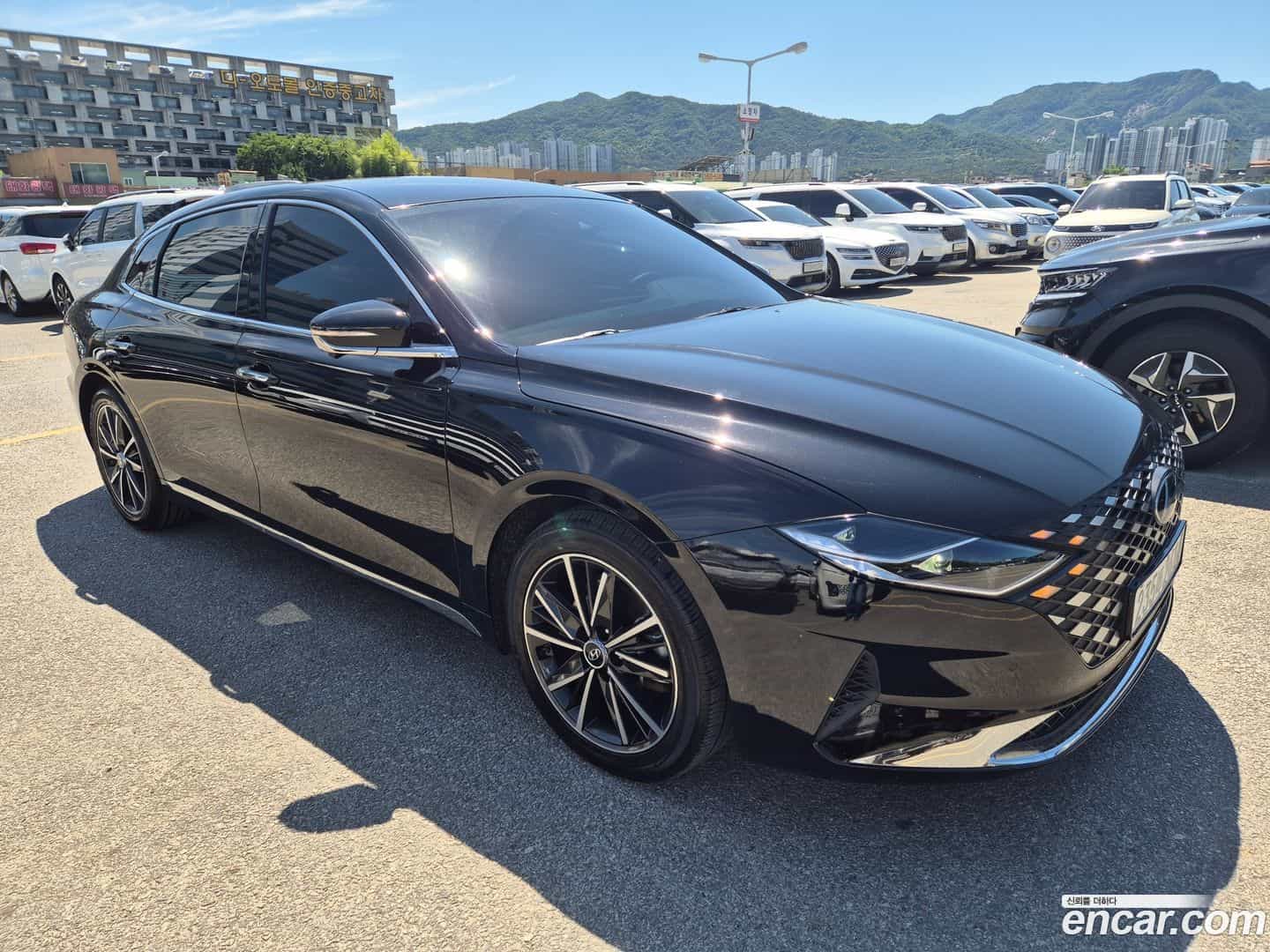 Grandeur Hyundai 2022.5-OUTER-003