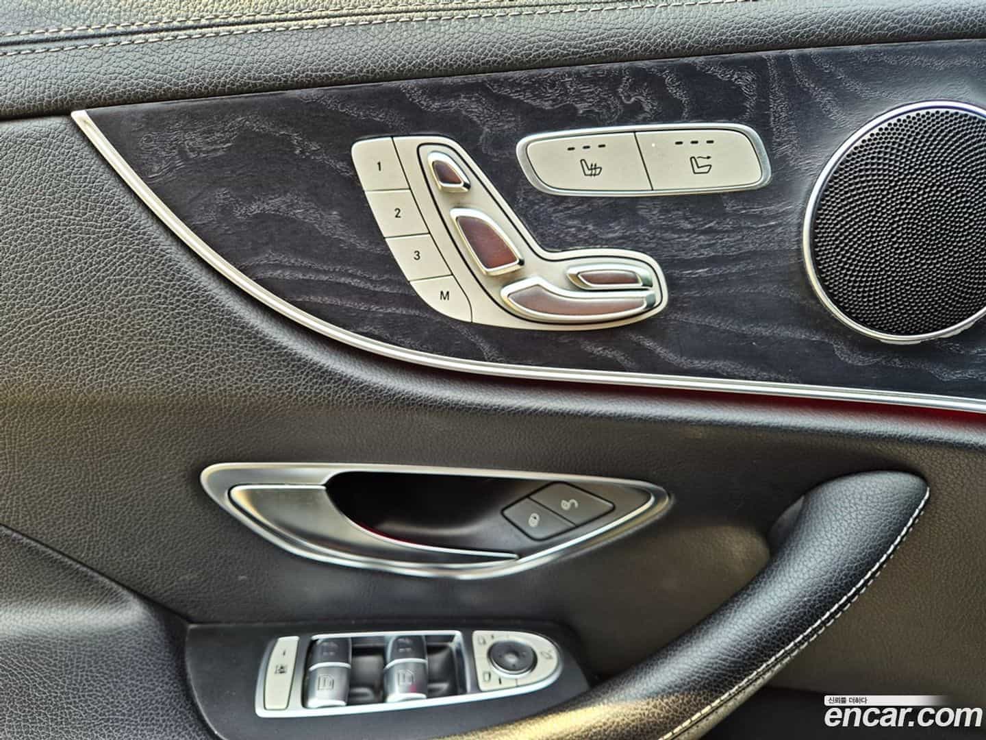 E-Class Mercedes-Benz 2019.11-OPTION-017