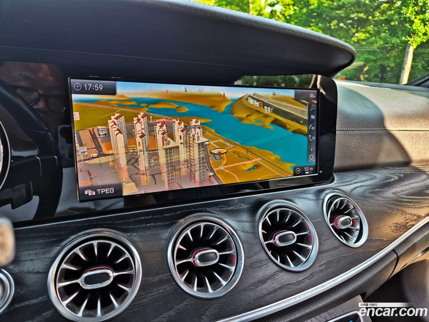 E-Class Mercedes-Benz 2019.11-OPTION-018