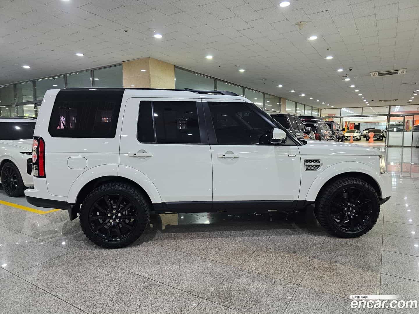 Discovery Land Rover 2015.2-OUTER-003