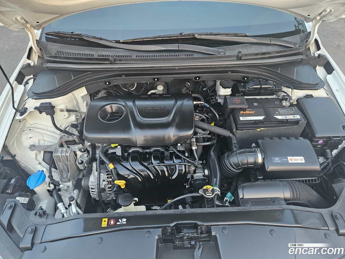 AVANTE Hyundai 2018.1-OUTER-006