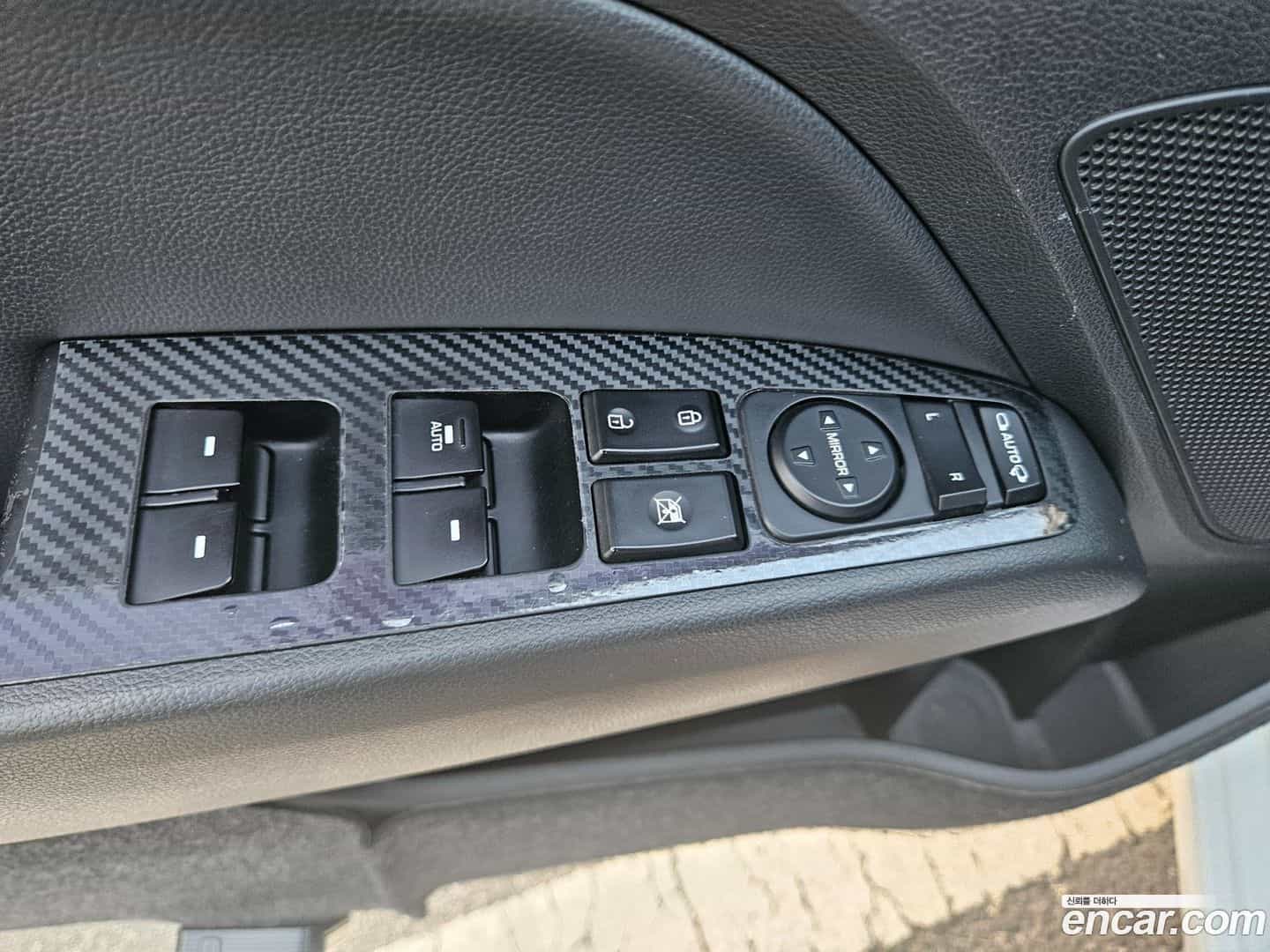 AVANTE Hyundai 2018.1-OPTION-024