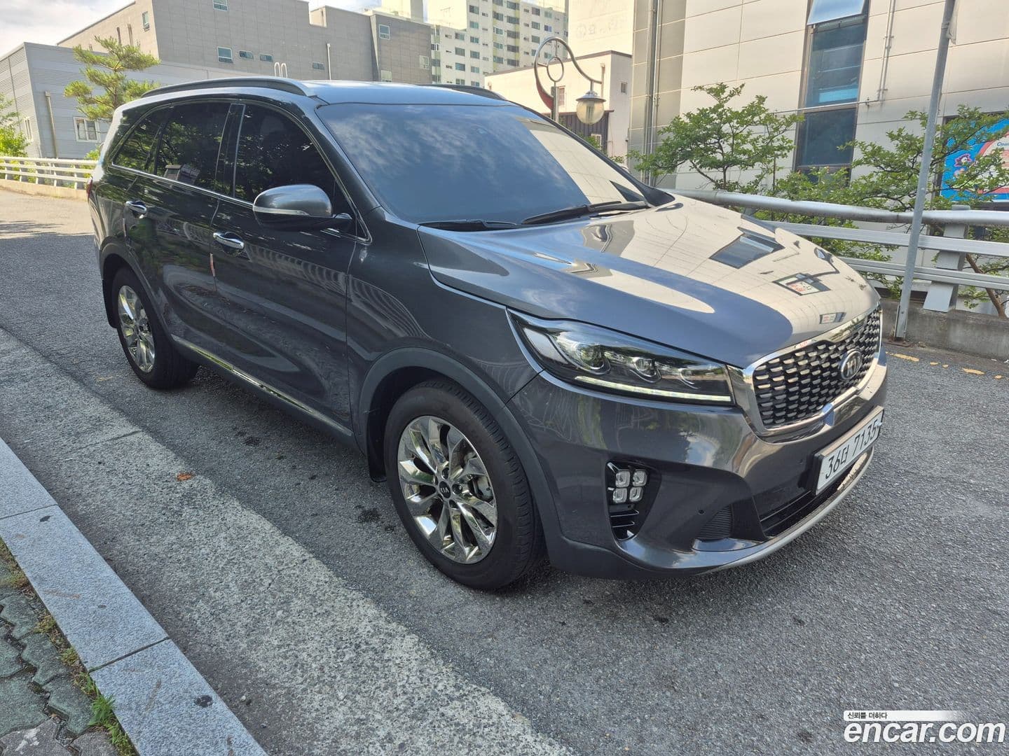Main__Slider__Photo:Sorento Kia 2017.9-0