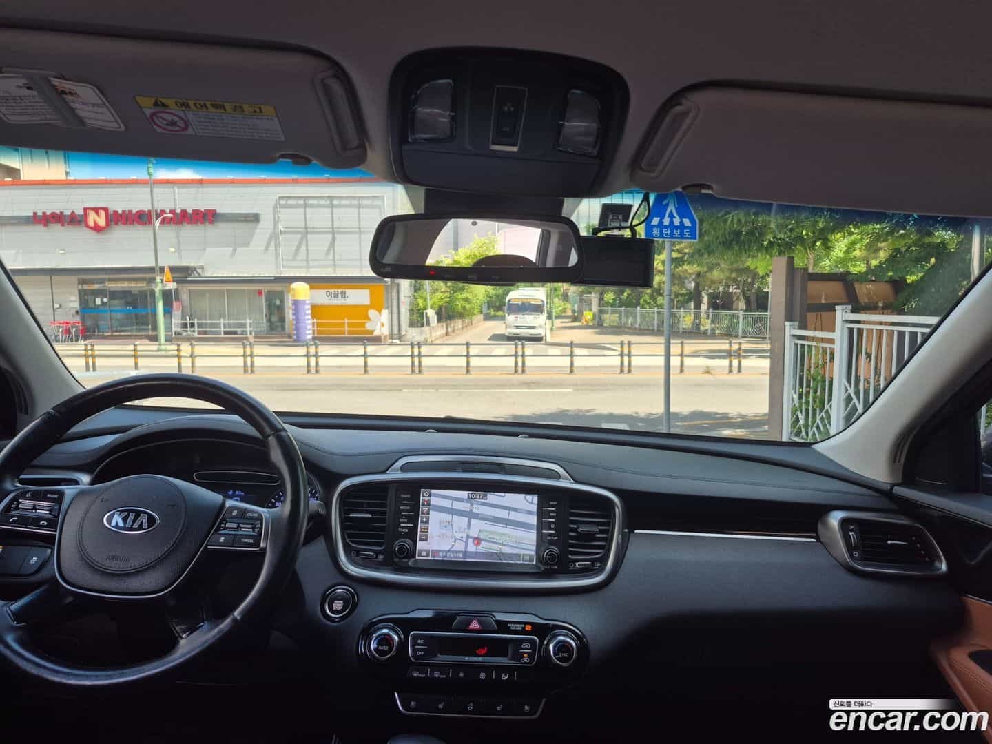 Sorento Kia 2017.9-OPTION-016