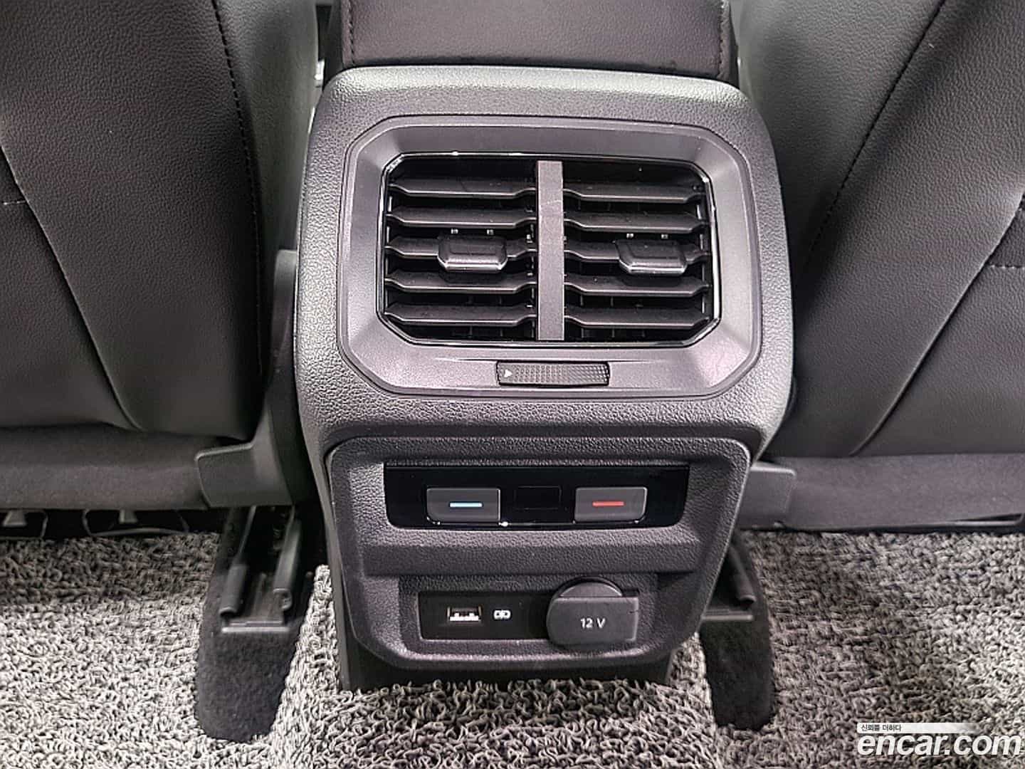 Tiguan Volkswagen 2019.11-OPTION-017