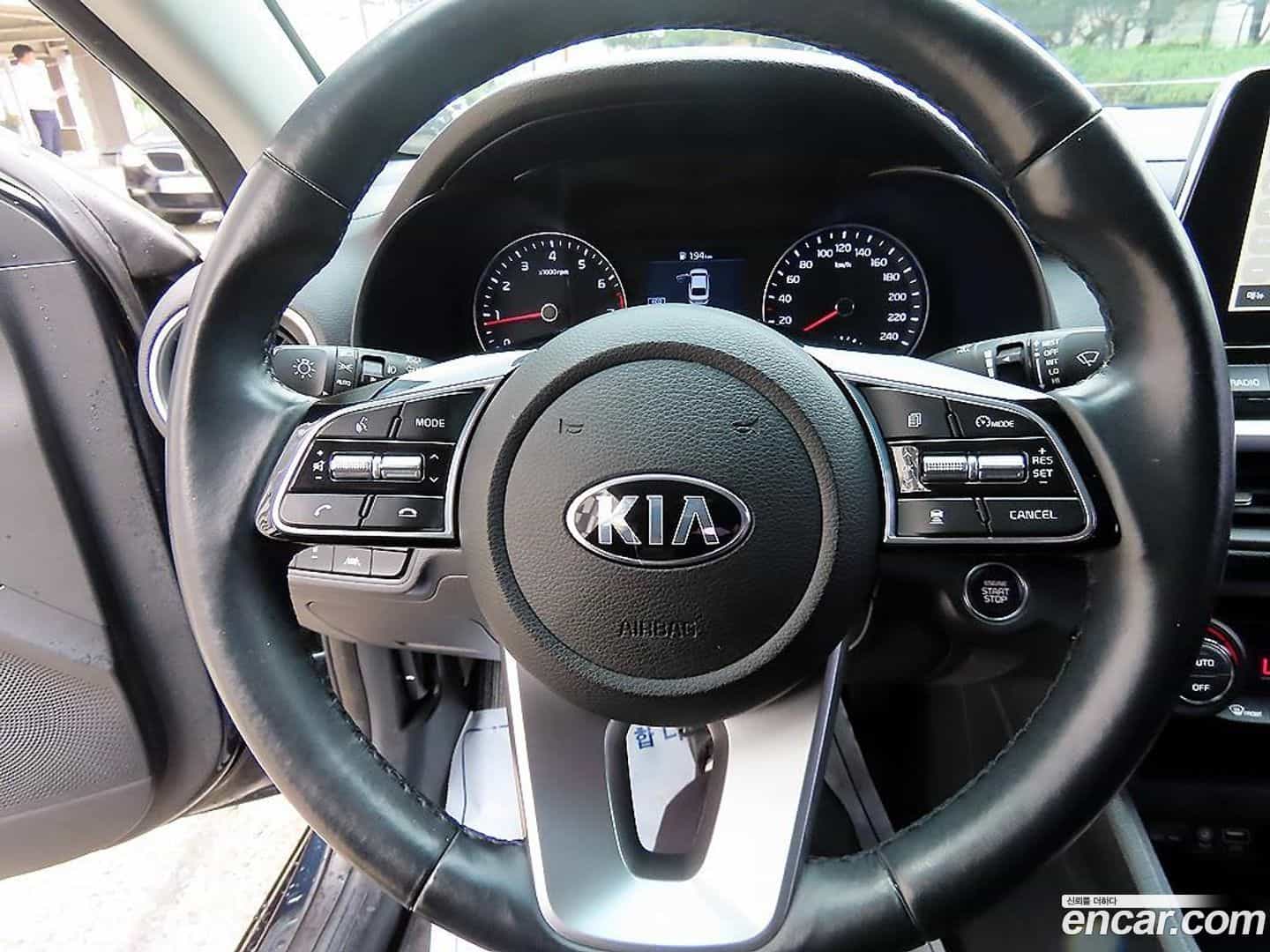 K3 Kia 2019.1-INNER-008