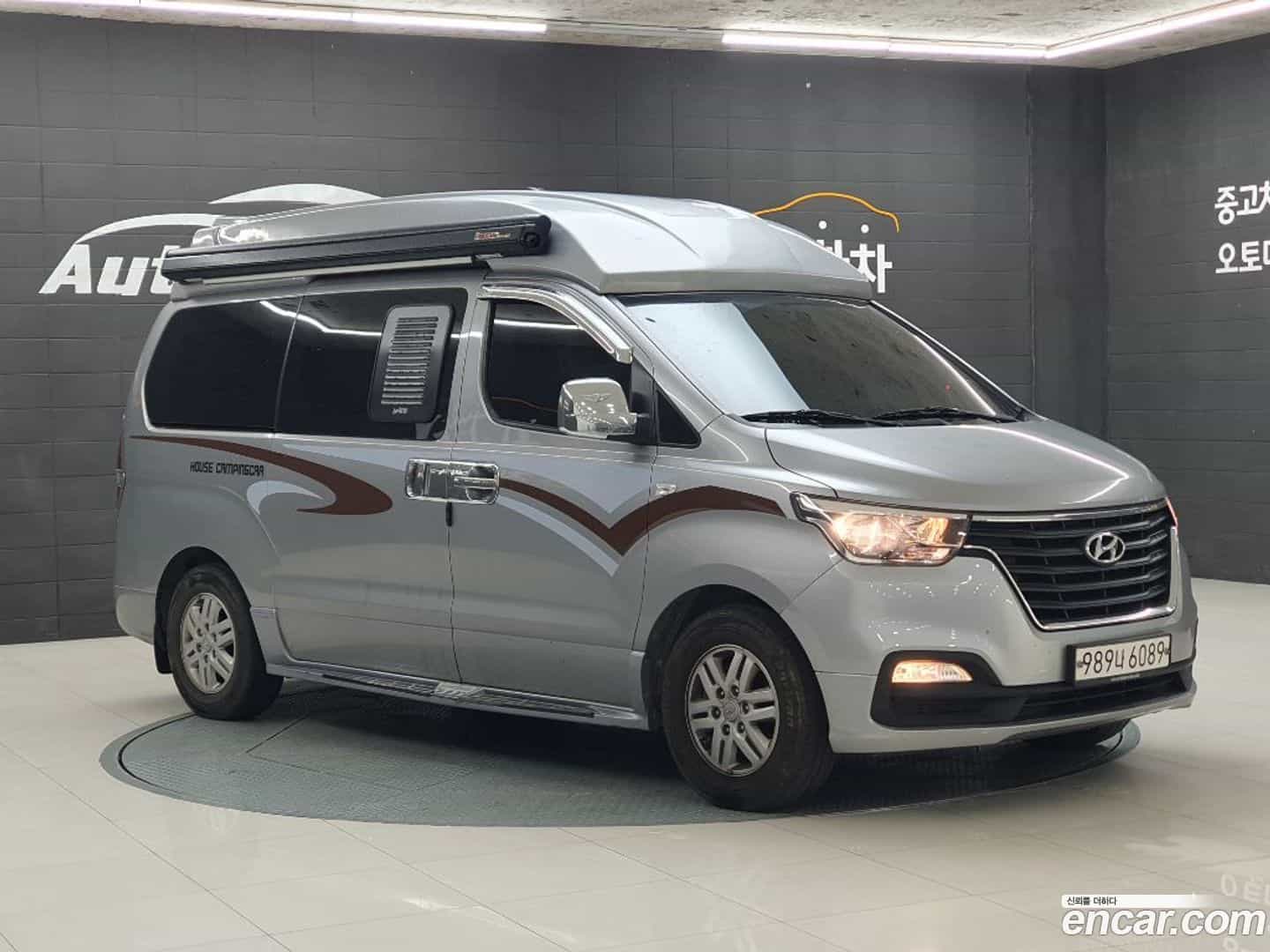 Starex Hyundai 2019.1-OUTER-003