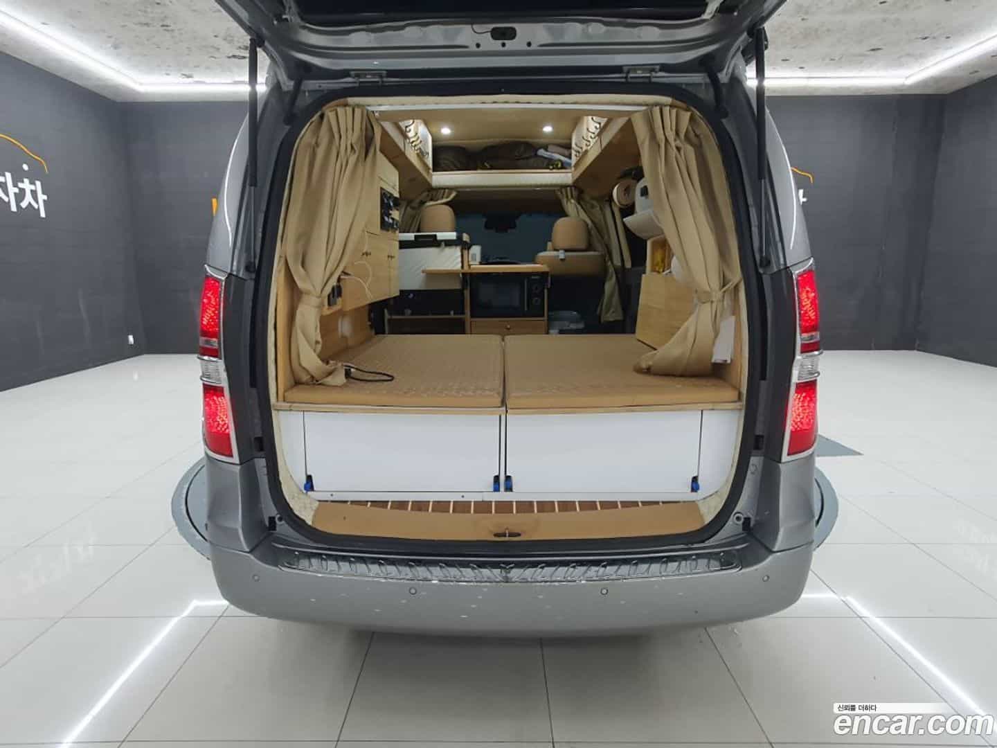 Starex Hyundai 2019.1-OUTER-006