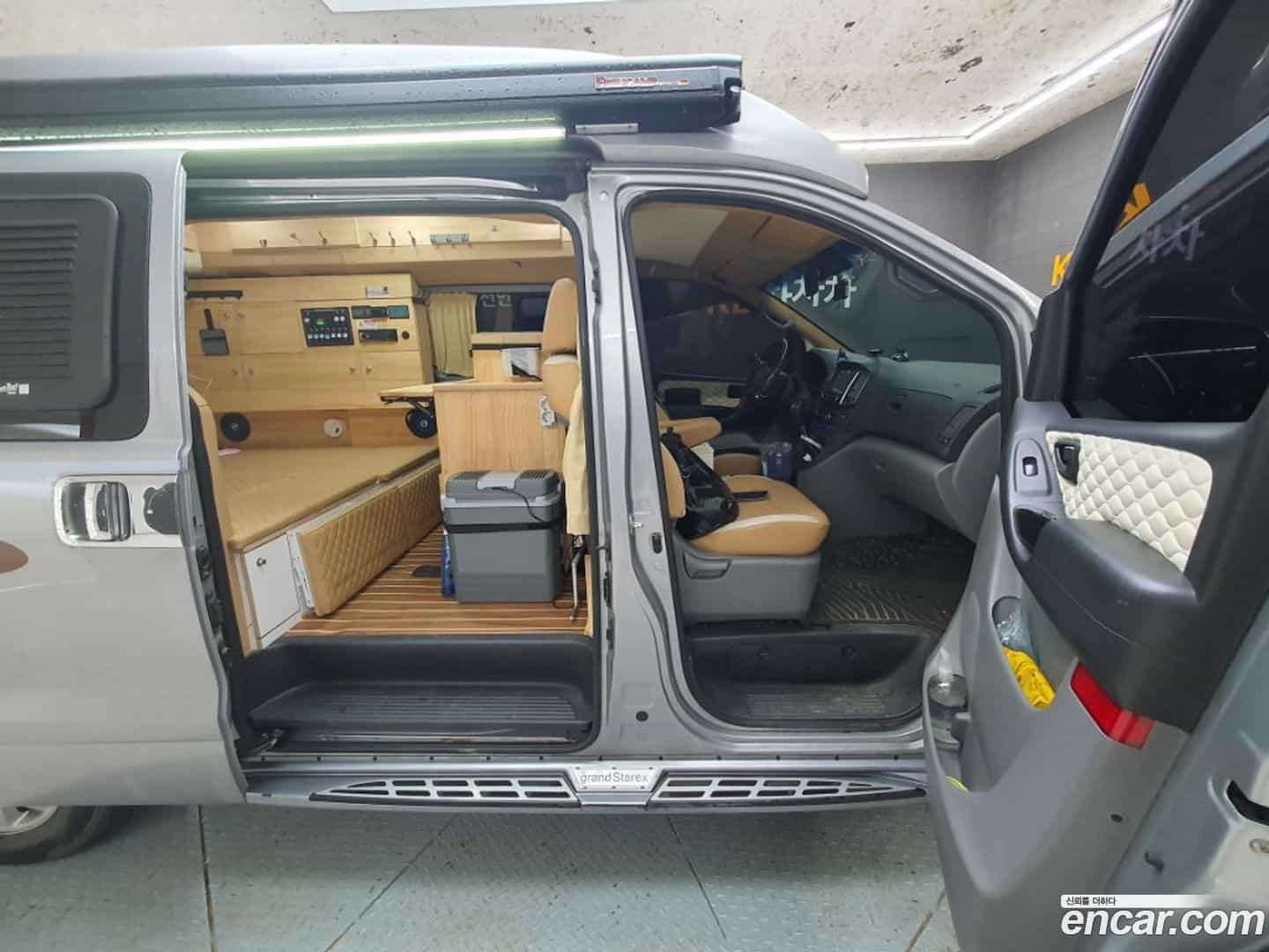 Starex Hyundai 2019.1-INNER-008
