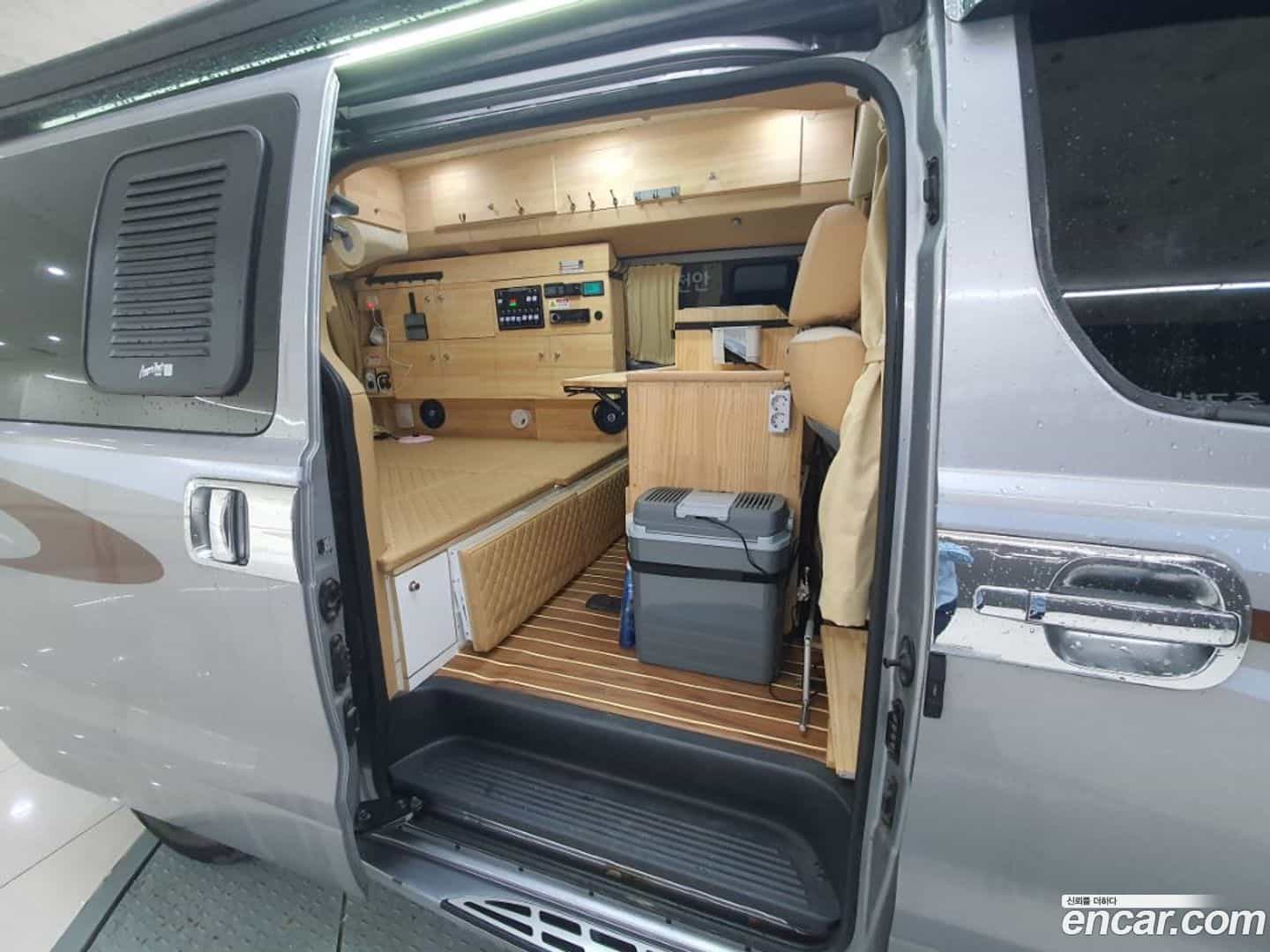 Starex Hyundai 2019.1-OPTION-018