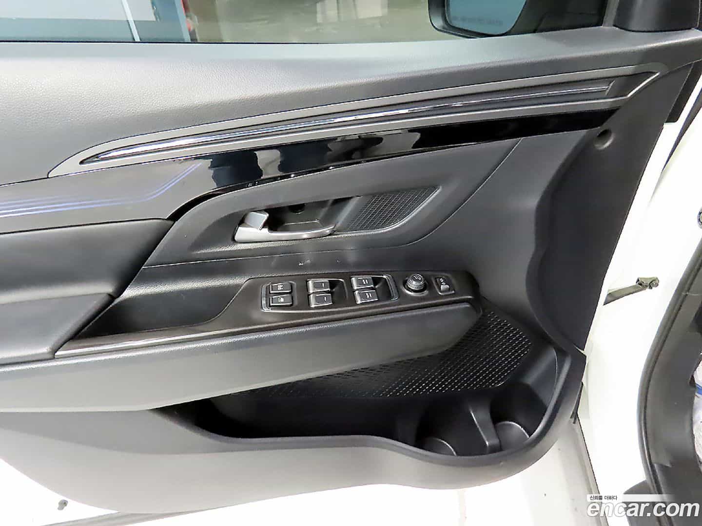 KORANDO KG Mobility 2020.11-OPTION-016