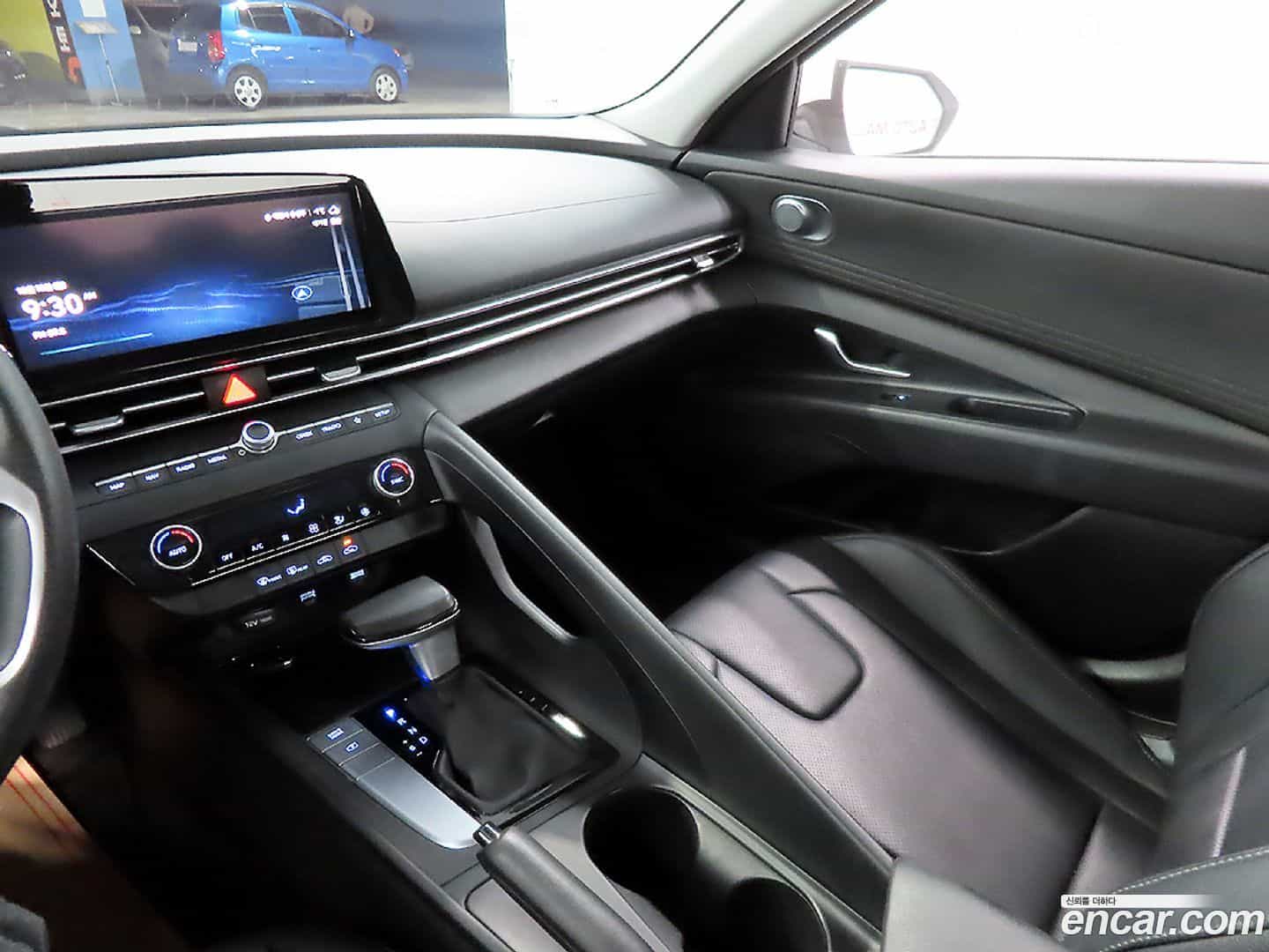 AVANTE Hyundai 2021.3-OPTION-015