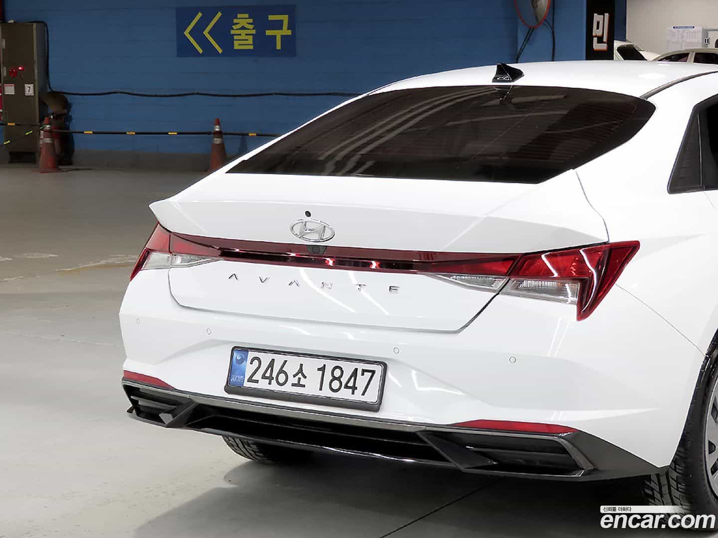 AVANTE Hyundai 2021.3-OPTION-021