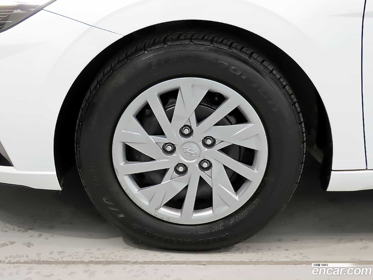 AVANTE Hyundai 2021.3-OPTION-024