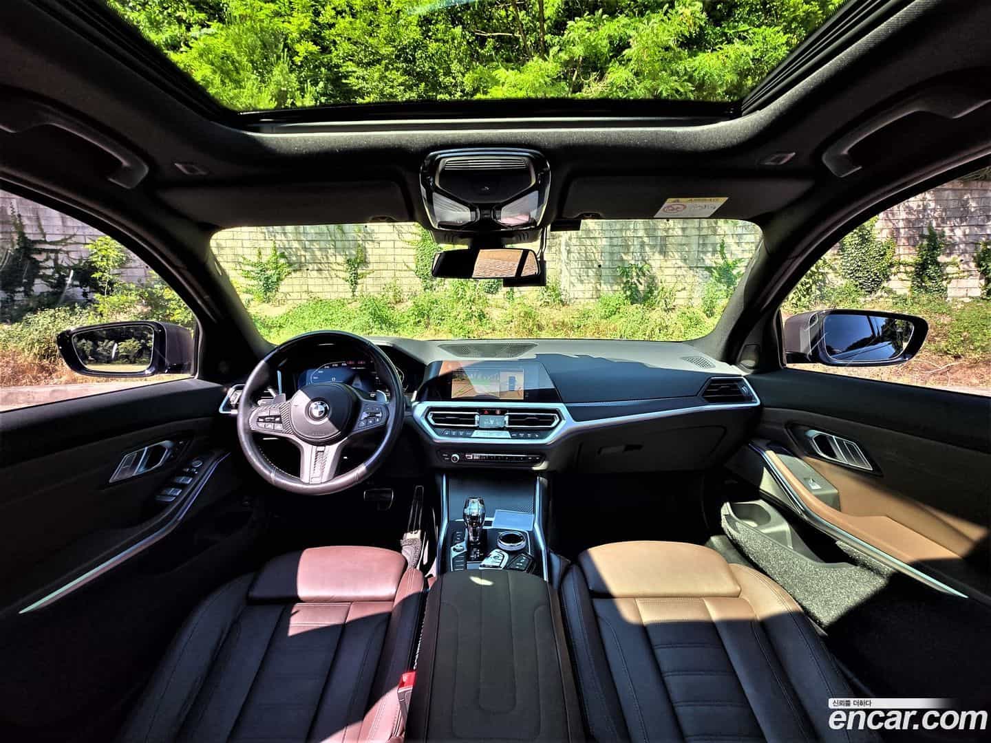 3-Series BMW 2022.2-INNER-010
