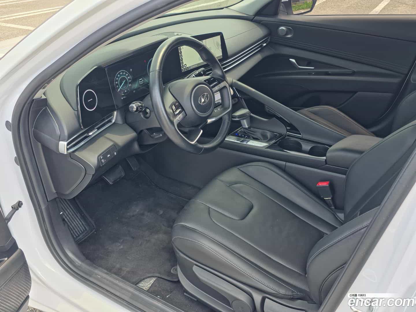 AVANTE Hyundai 2020.10-INNER-010