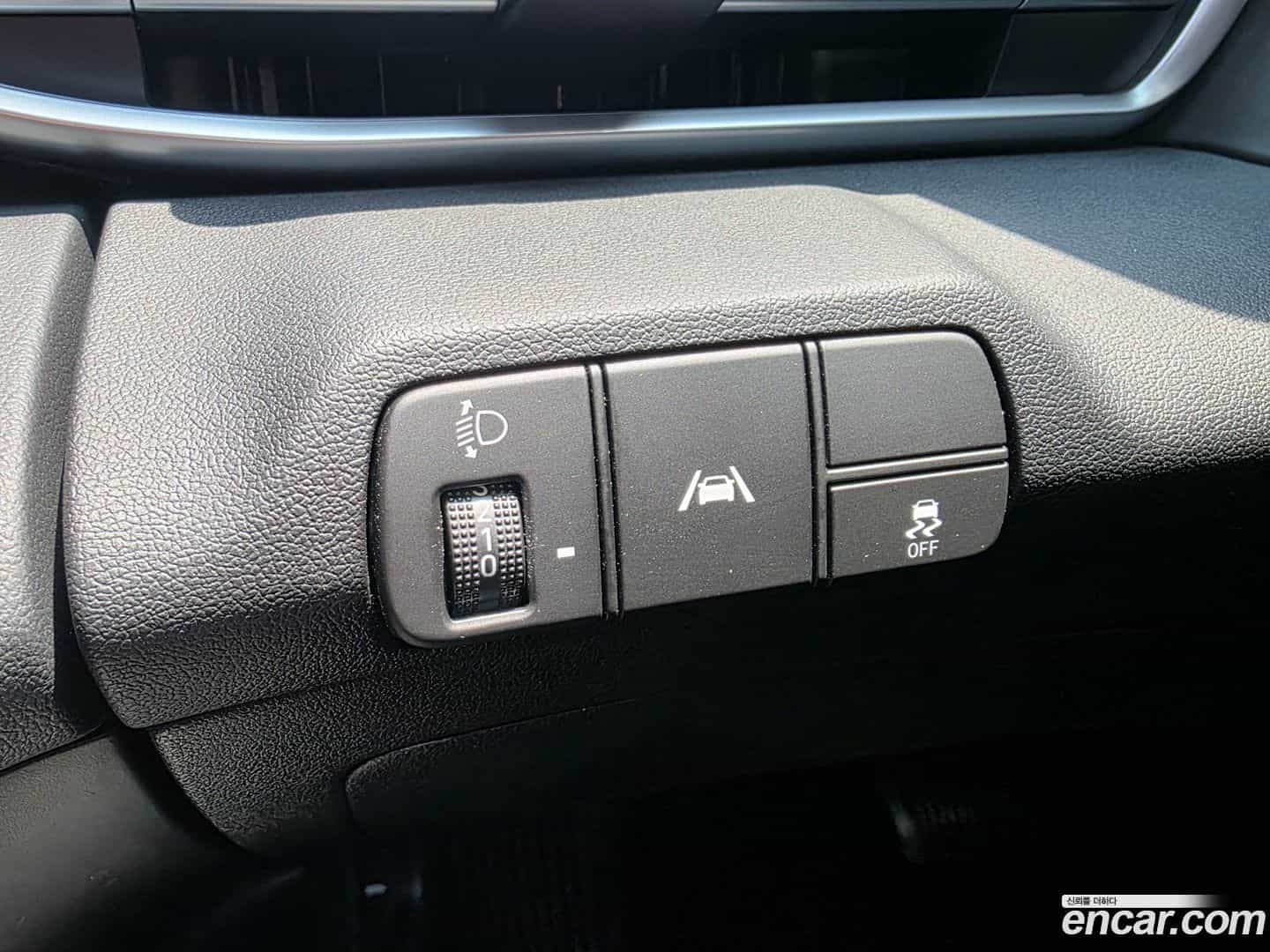 AVANTE Hyundai 2020.10-OPTION-020