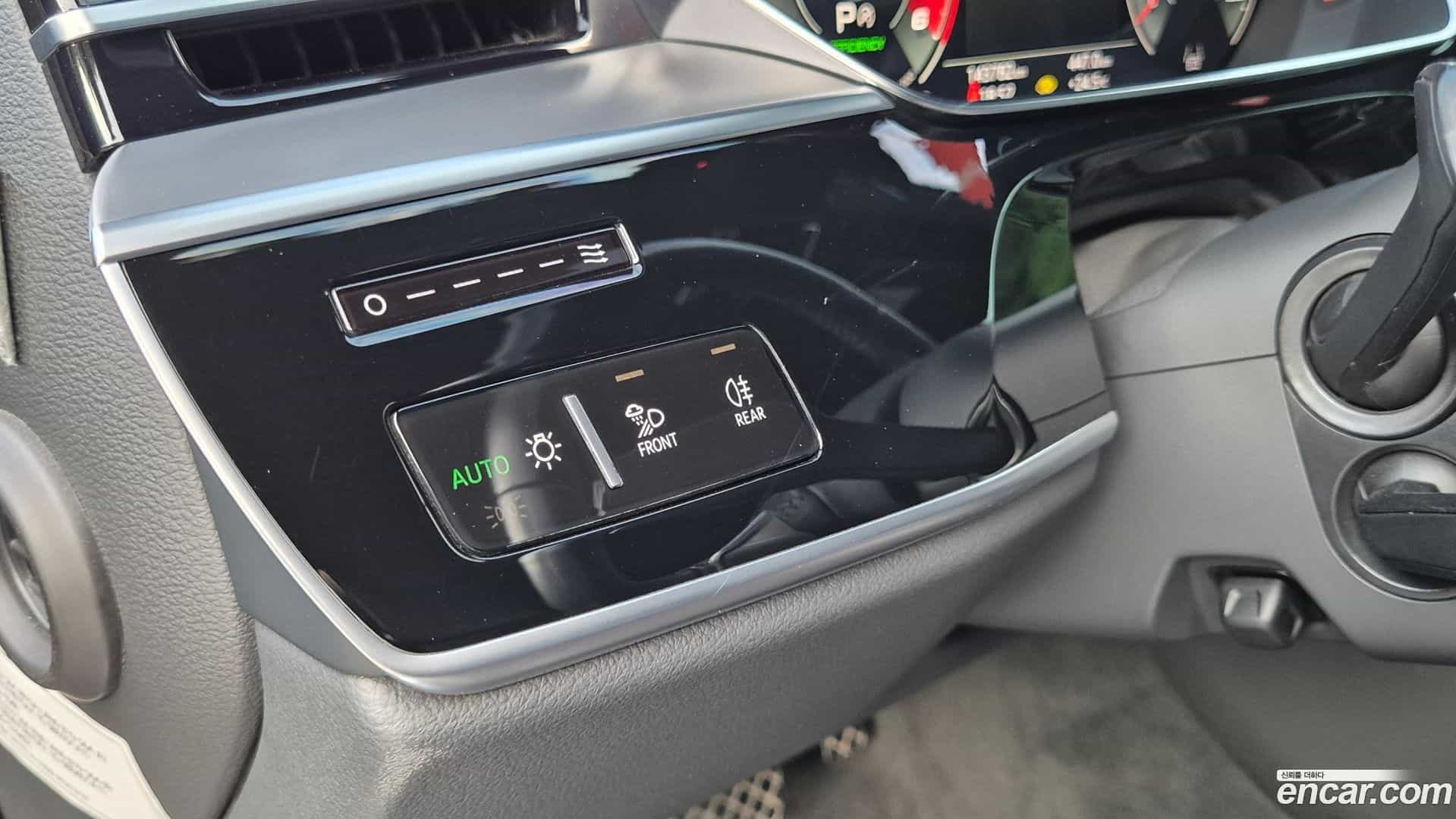 A8 Audi 2021.11-INNER-009
