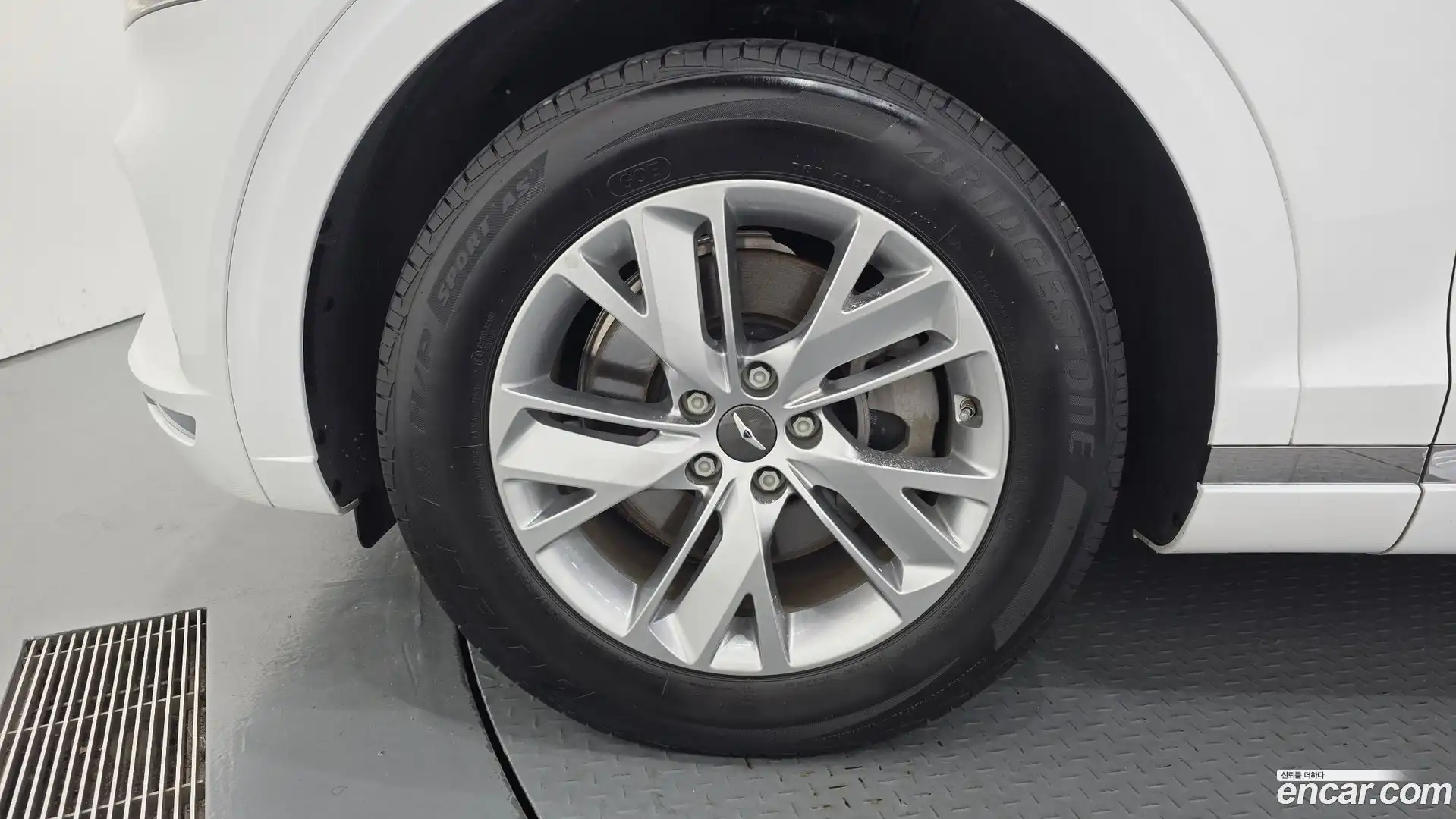 GV70 Genesis 2022.5-OUTER-005