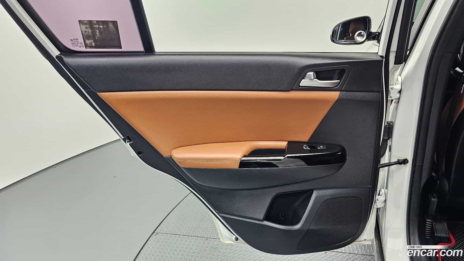 Sportage Kia 2017.3-INNER-035