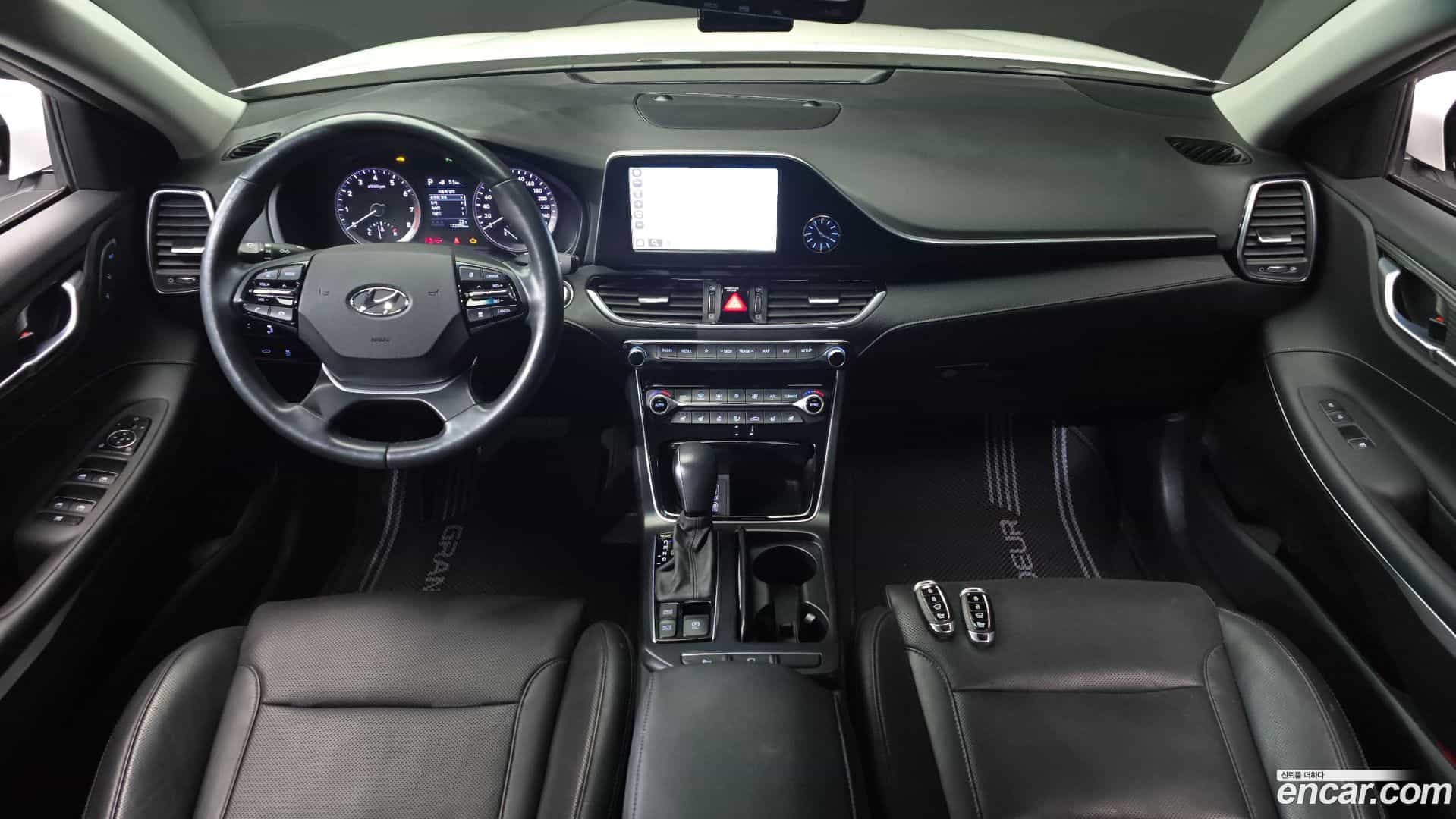 Grandeur Hyundai 2018.5-INNER-007