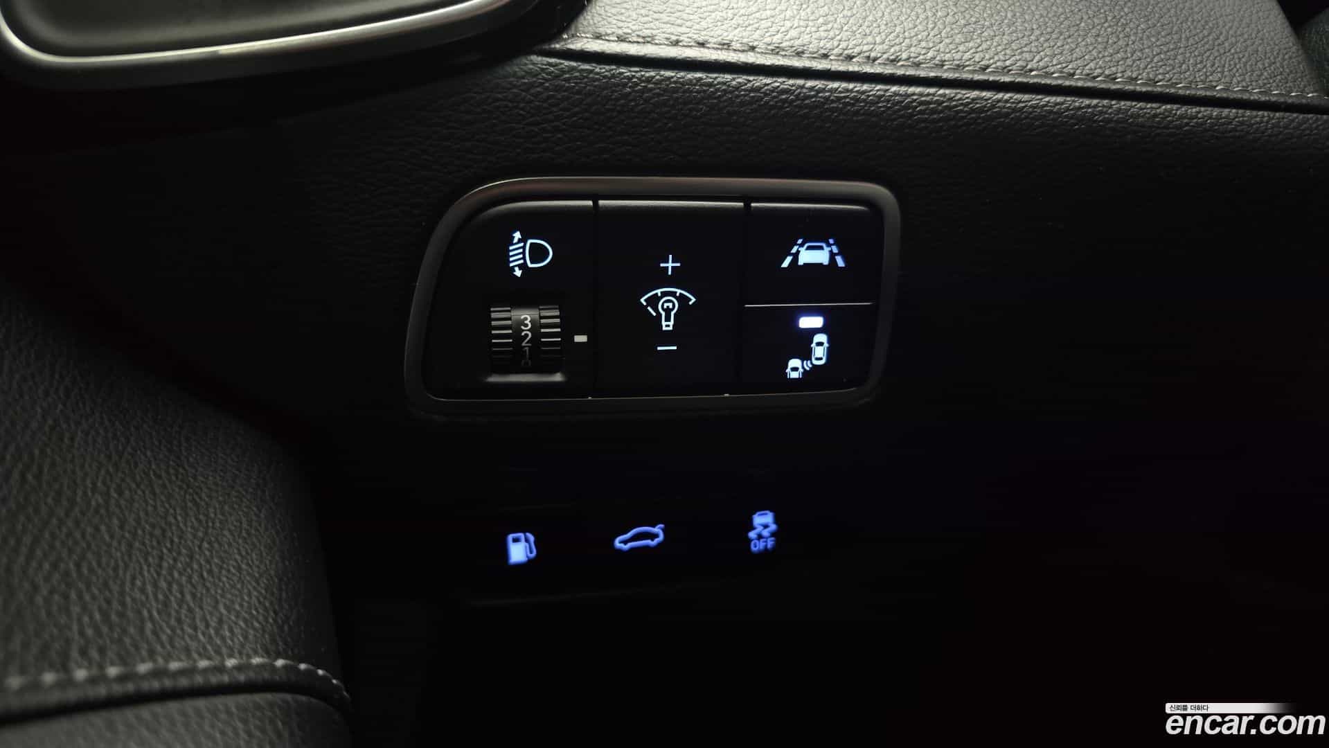 Grandeur Hyundai 2018.5-OPTION-021