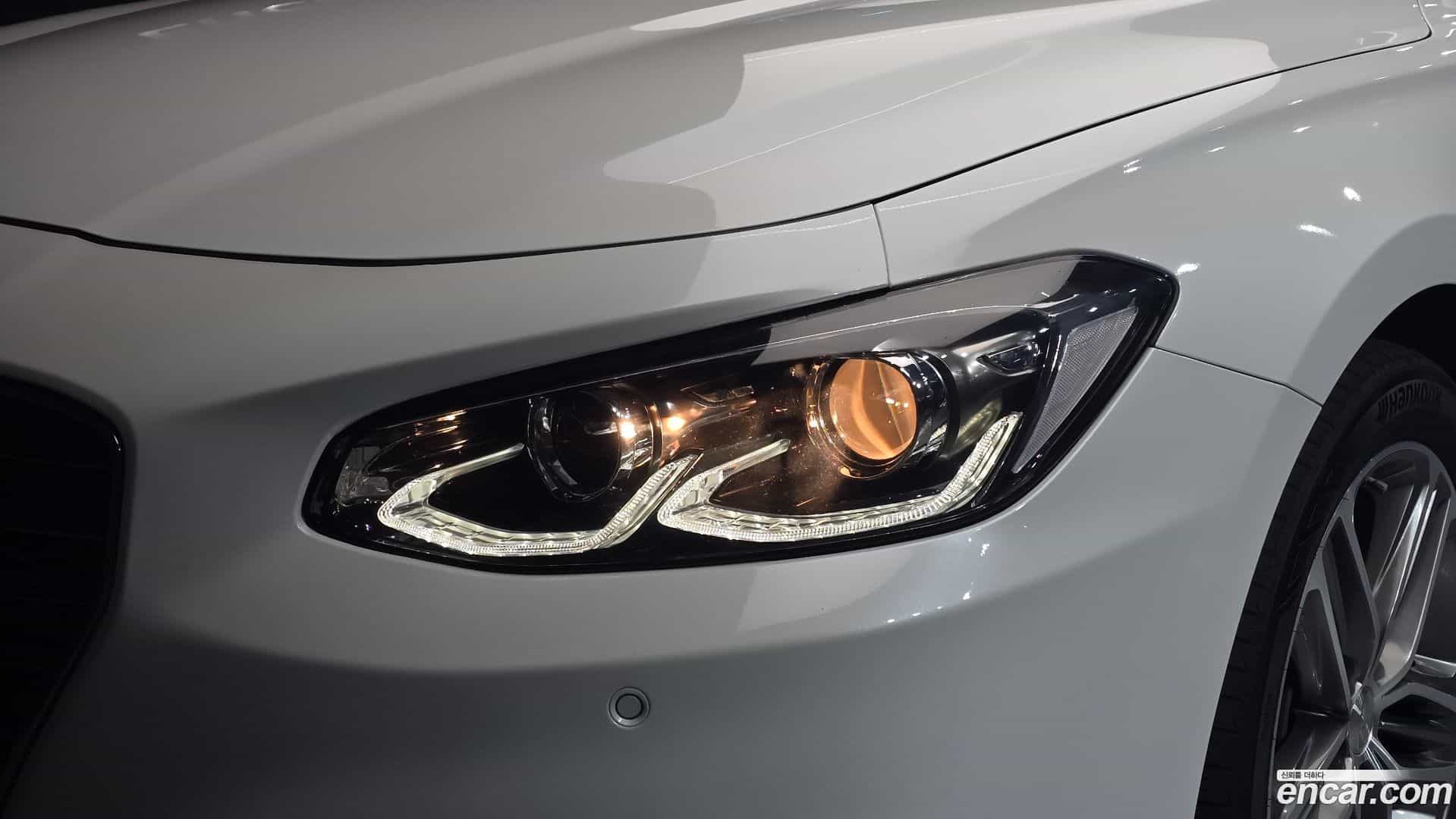 Grandeur Hyundai 2018.5-OUTER-032