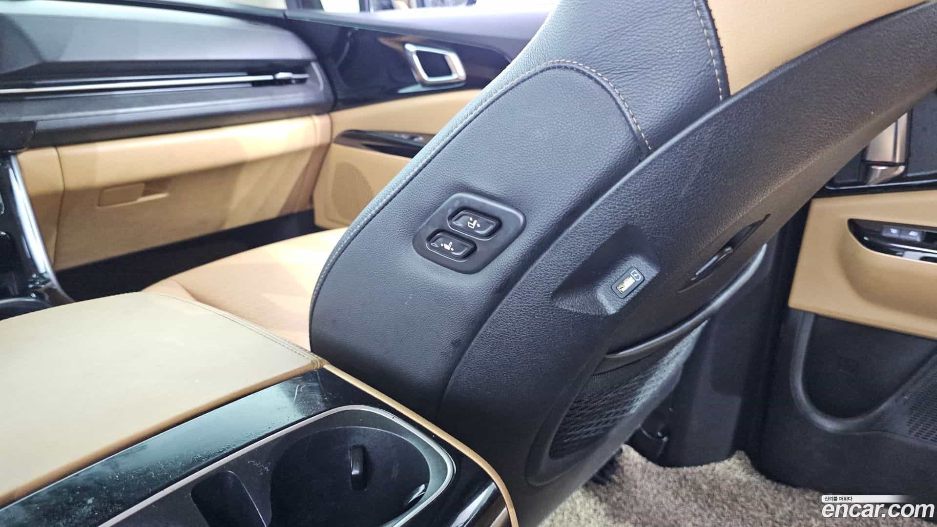 Canival Kia 2021.4-OPTION-041