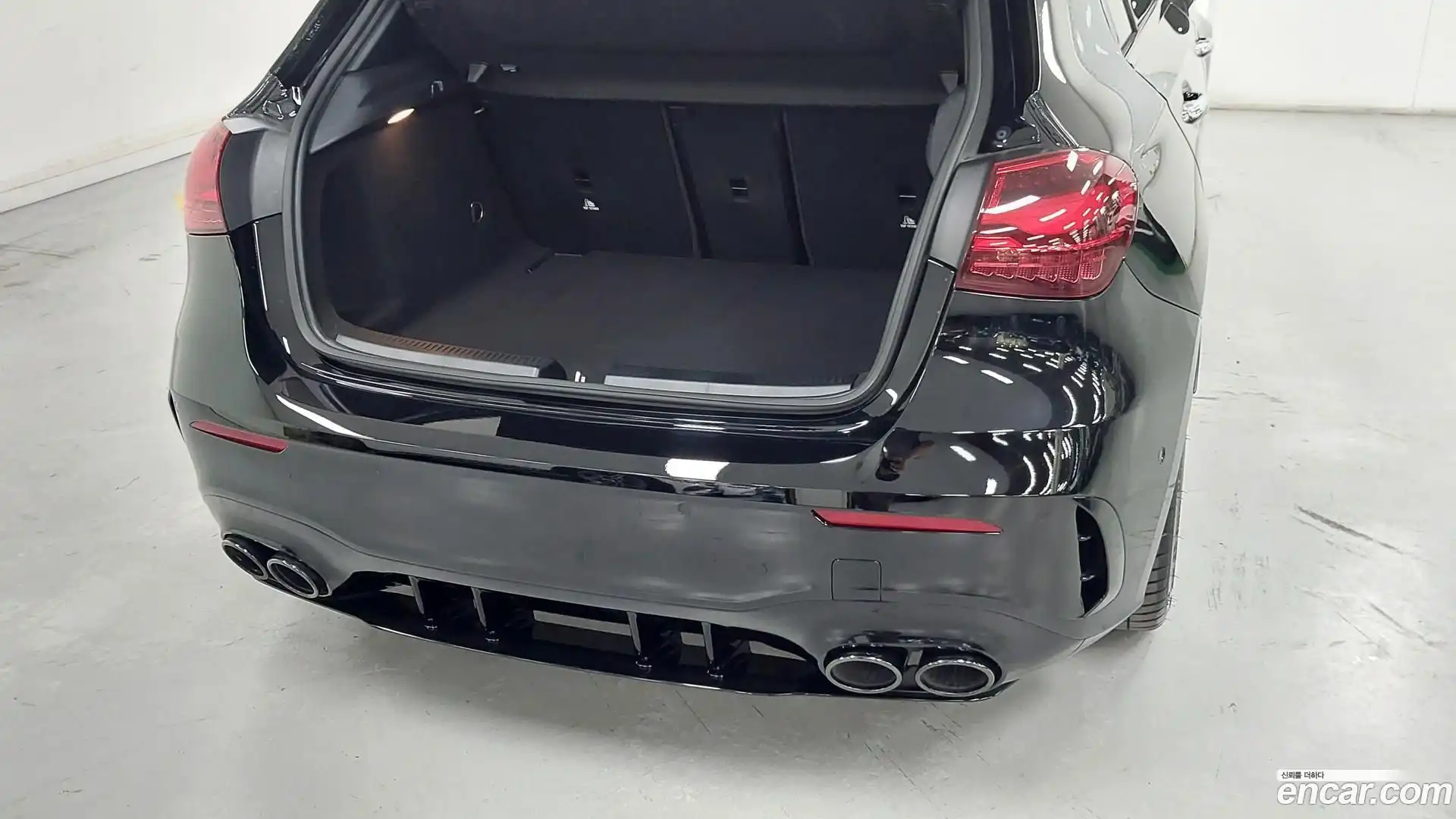 A-Class Mercedes-Benz 2024.9-OPTION-015