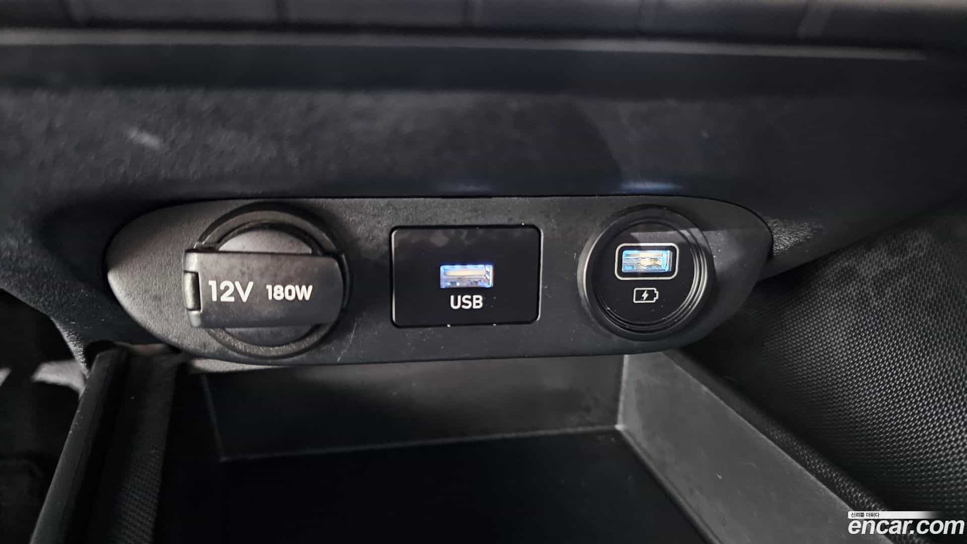 AVANTE Hyundai 2023.2-OPTION-017