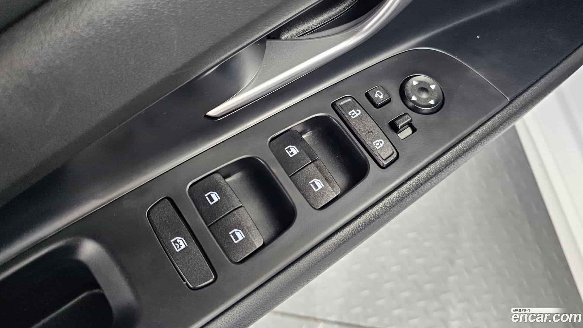 AVANTE Hyundai 2023.2-OPTION-045