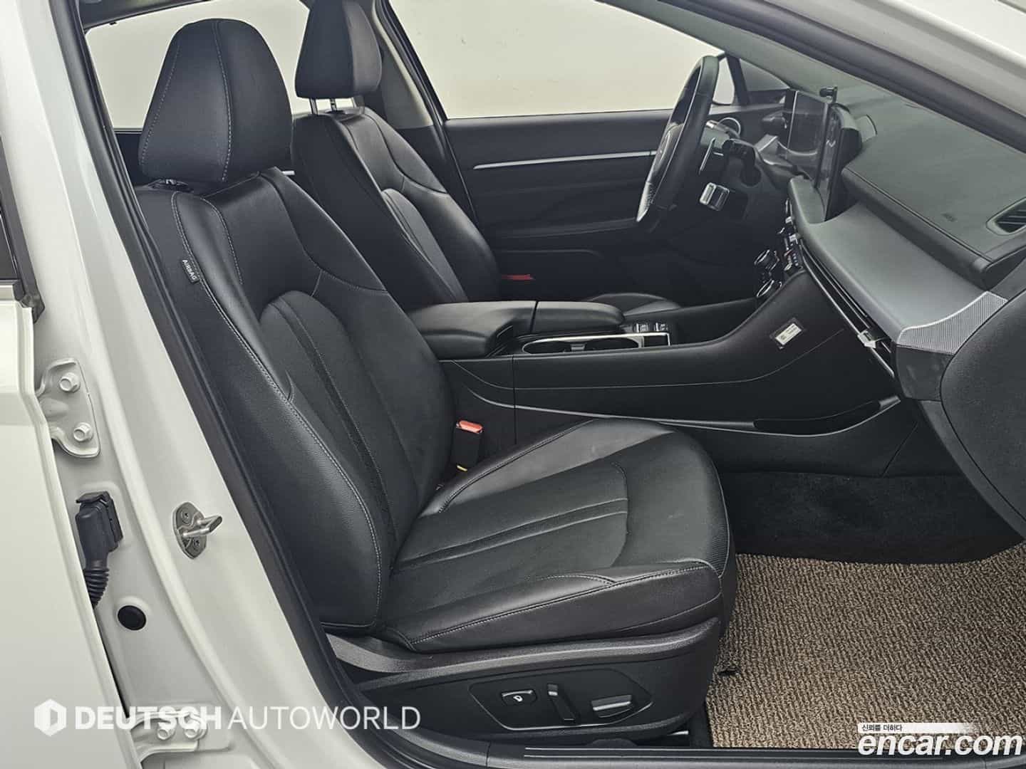 Sonata Hyundai 2024.2-INNER-010