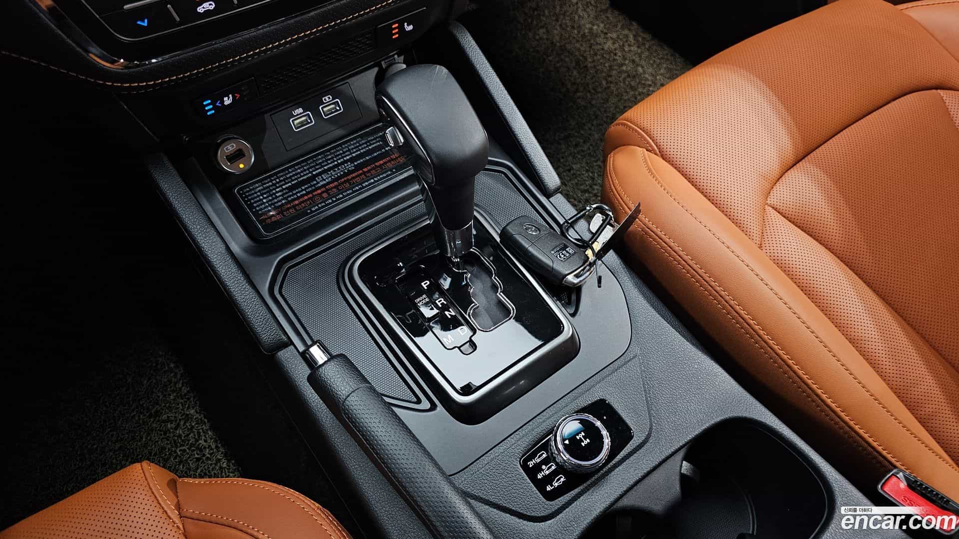 Rexton KG Mobility 2022.11-INNER-009