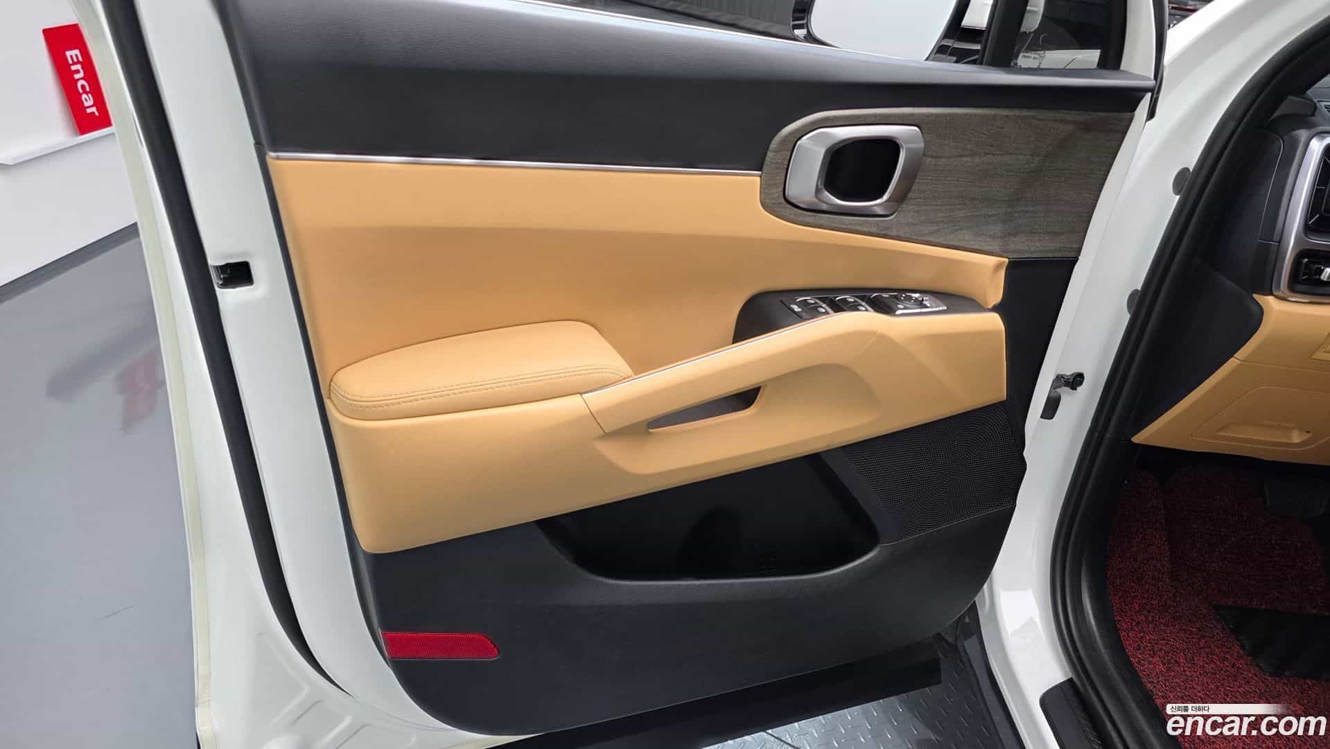 Sorento Kia 2023.6-INNER-034