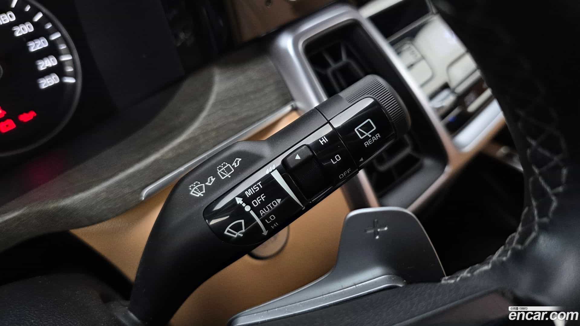 Sorento Kia 2023.6-OPTION-040