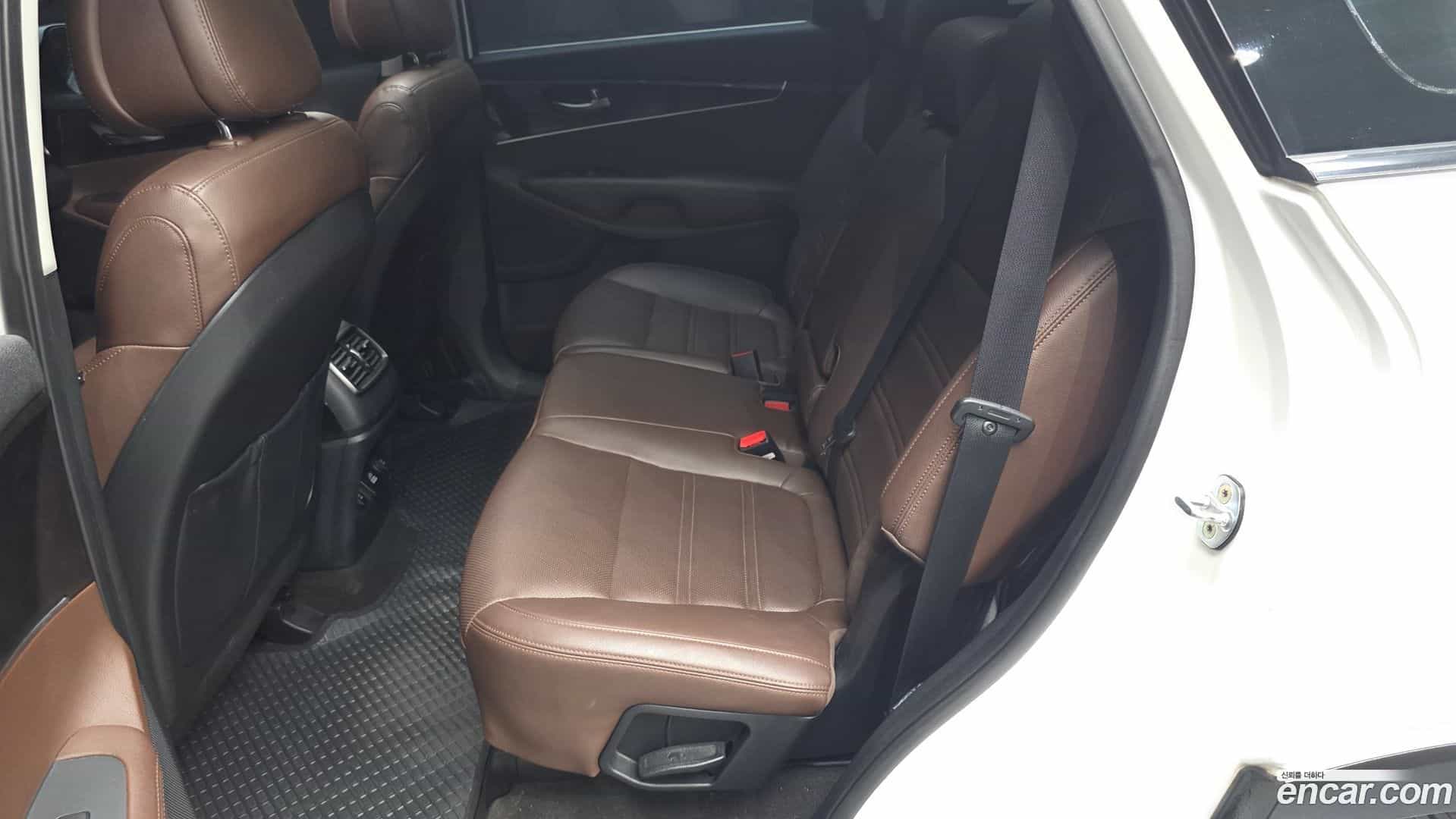 Sorento Kia 2016.2-OPTION-016