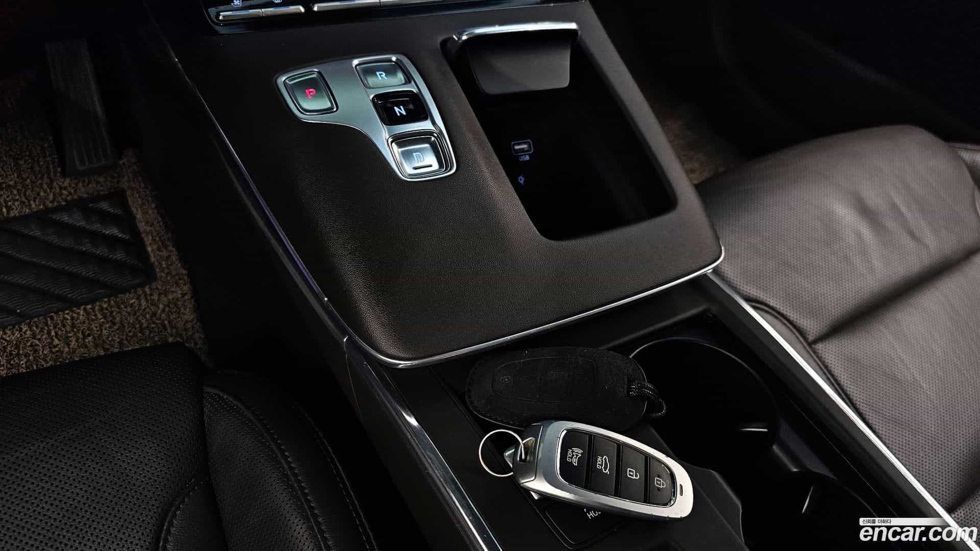 Grandeur Hyundai 2021.2-INNER-009