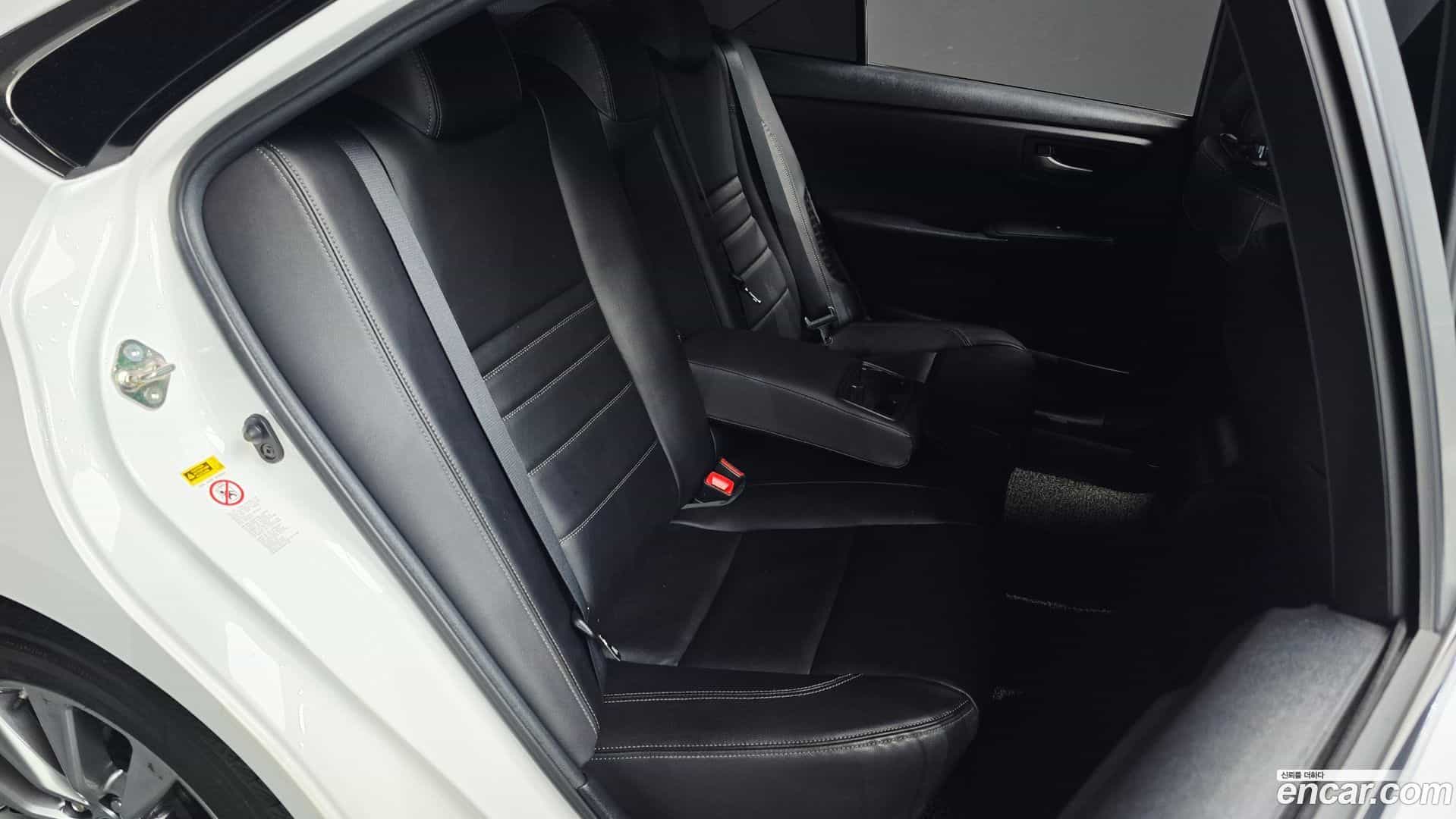 Camry Toyota 2017.4-OPTION-015