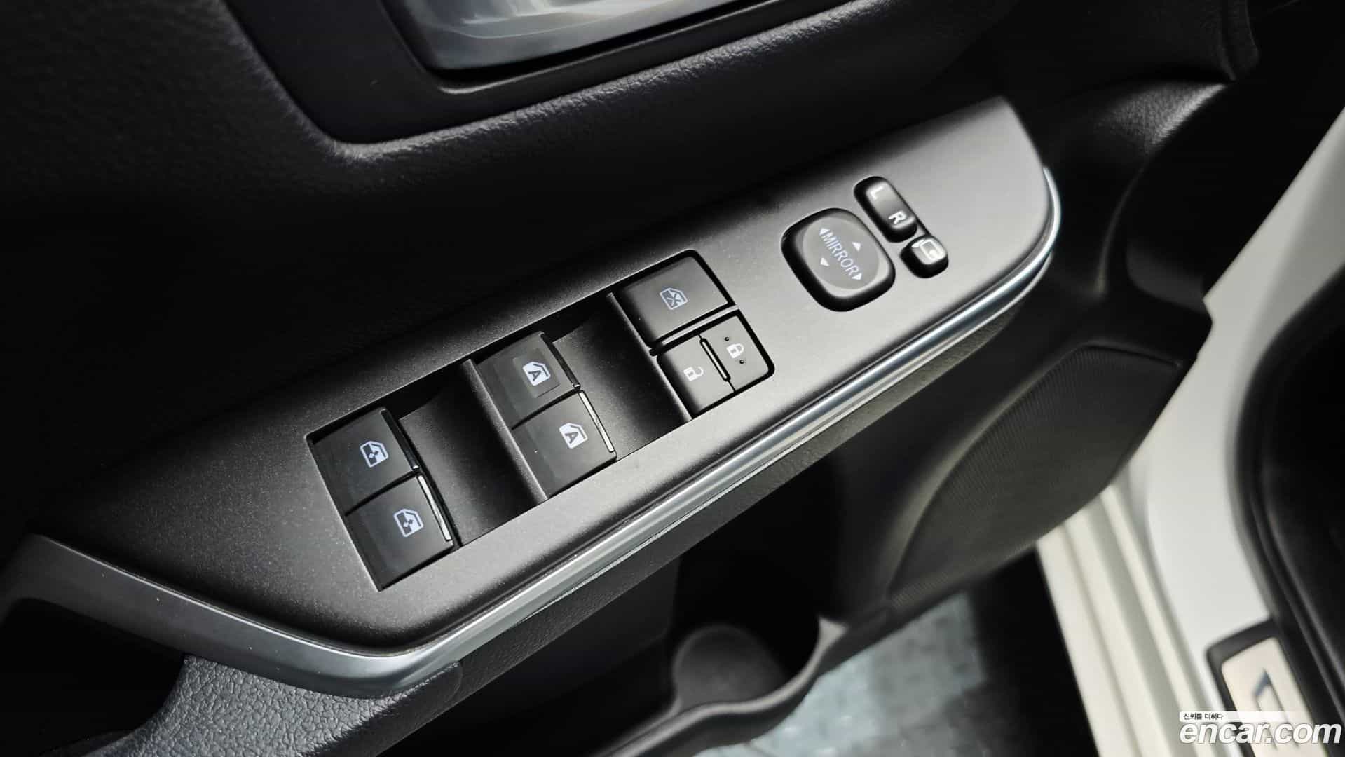 Camry Toyota 2017.4-OPTION-019