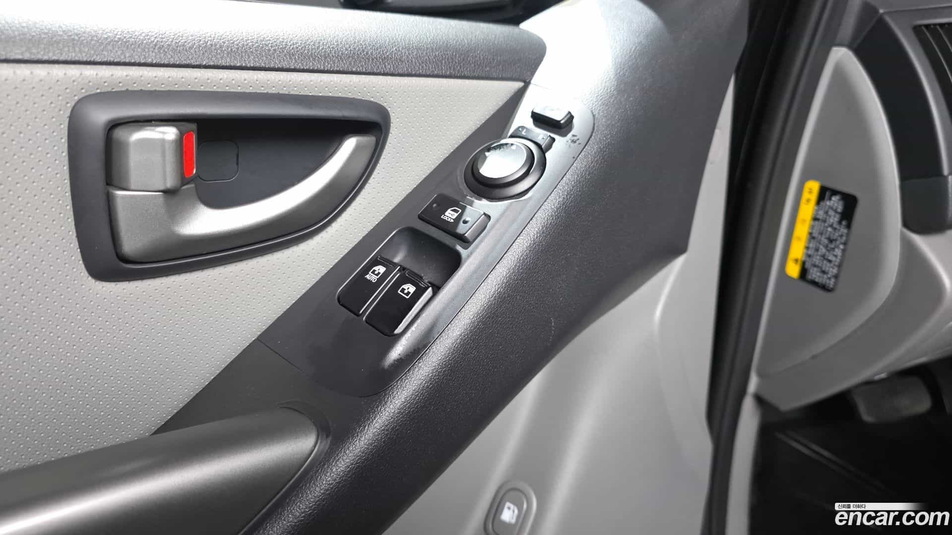 Starex Hyundai 2020.6-OPTION-022