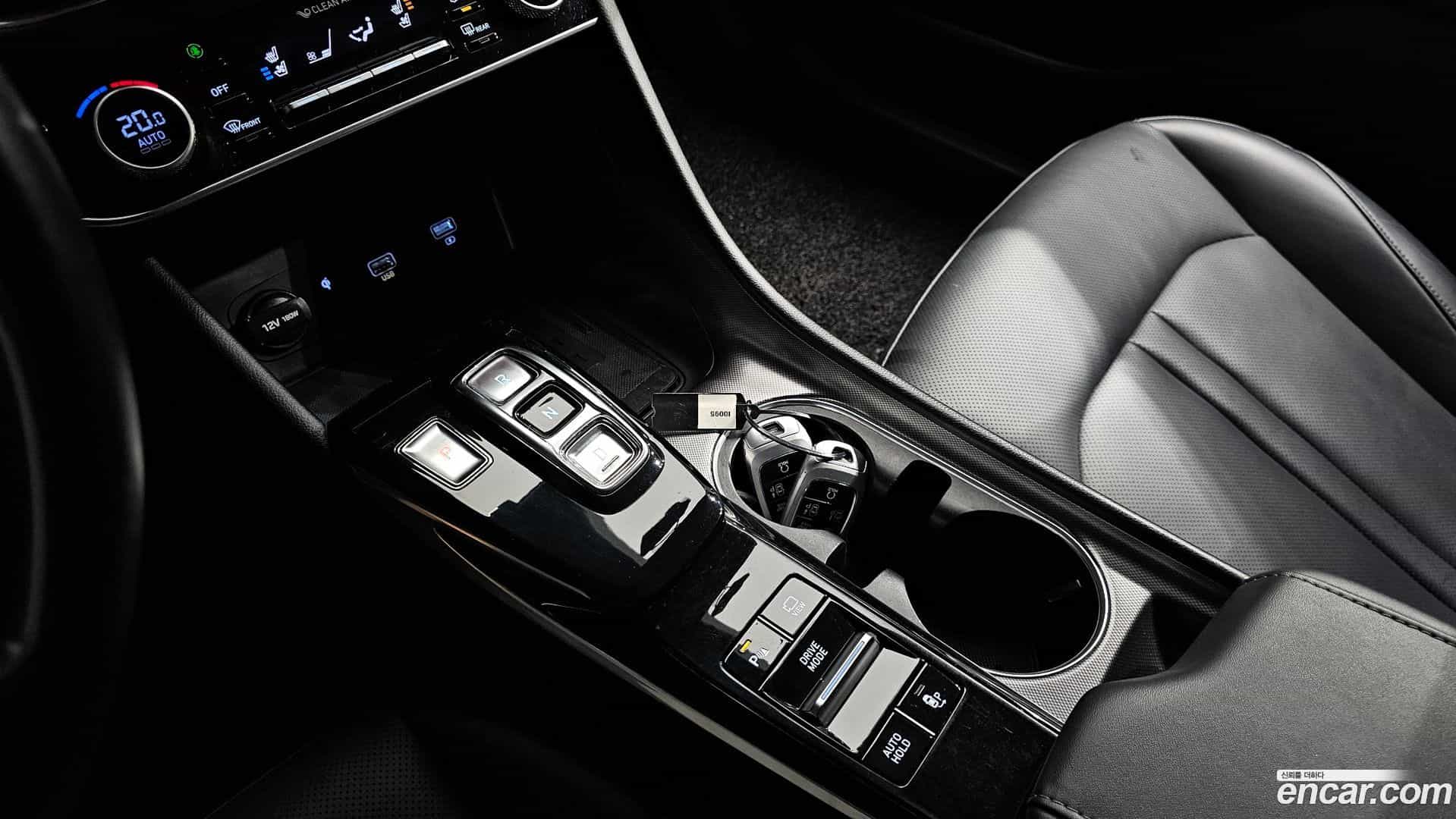 Sonata Hyundai 2019.5-INNER-009