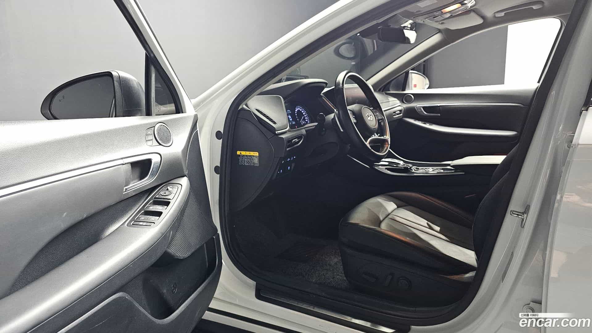 Sonata Hyundai 2019.5-INNER-010