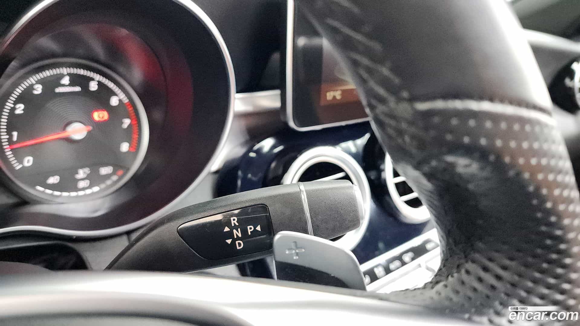 C-Class Mercedes-Benz 2018.5-INNER-009