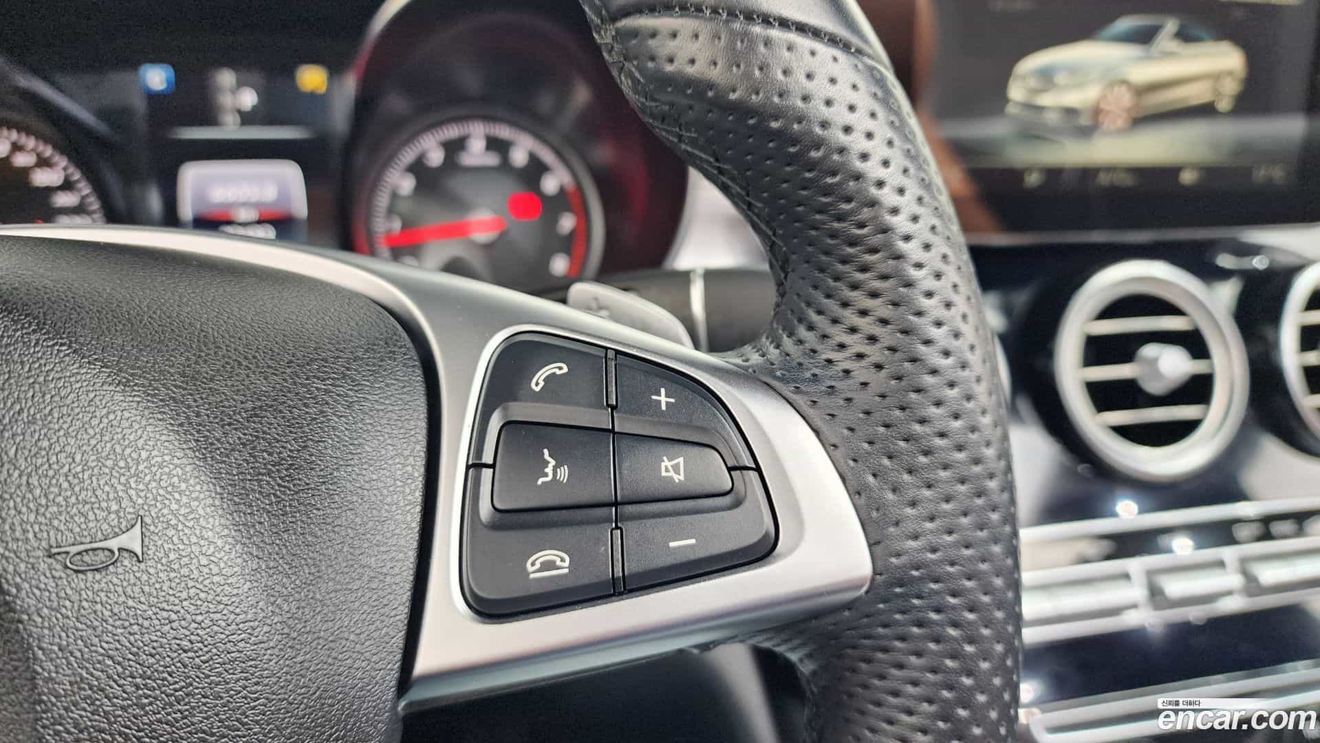 C-Class Mercedes-Benz 2018.5-OPTION-019