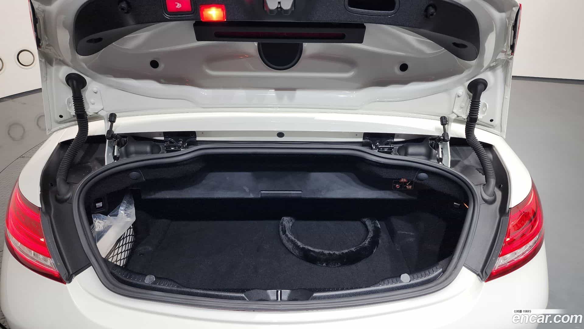 C-Class Mercedes-Benz 2018.5-OPTION-021