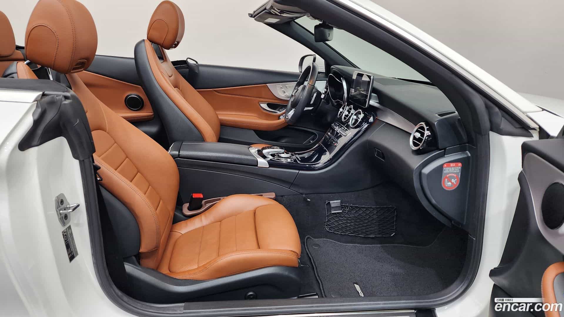 C-Class Mercedes-Benz 2018.5-INNER-036