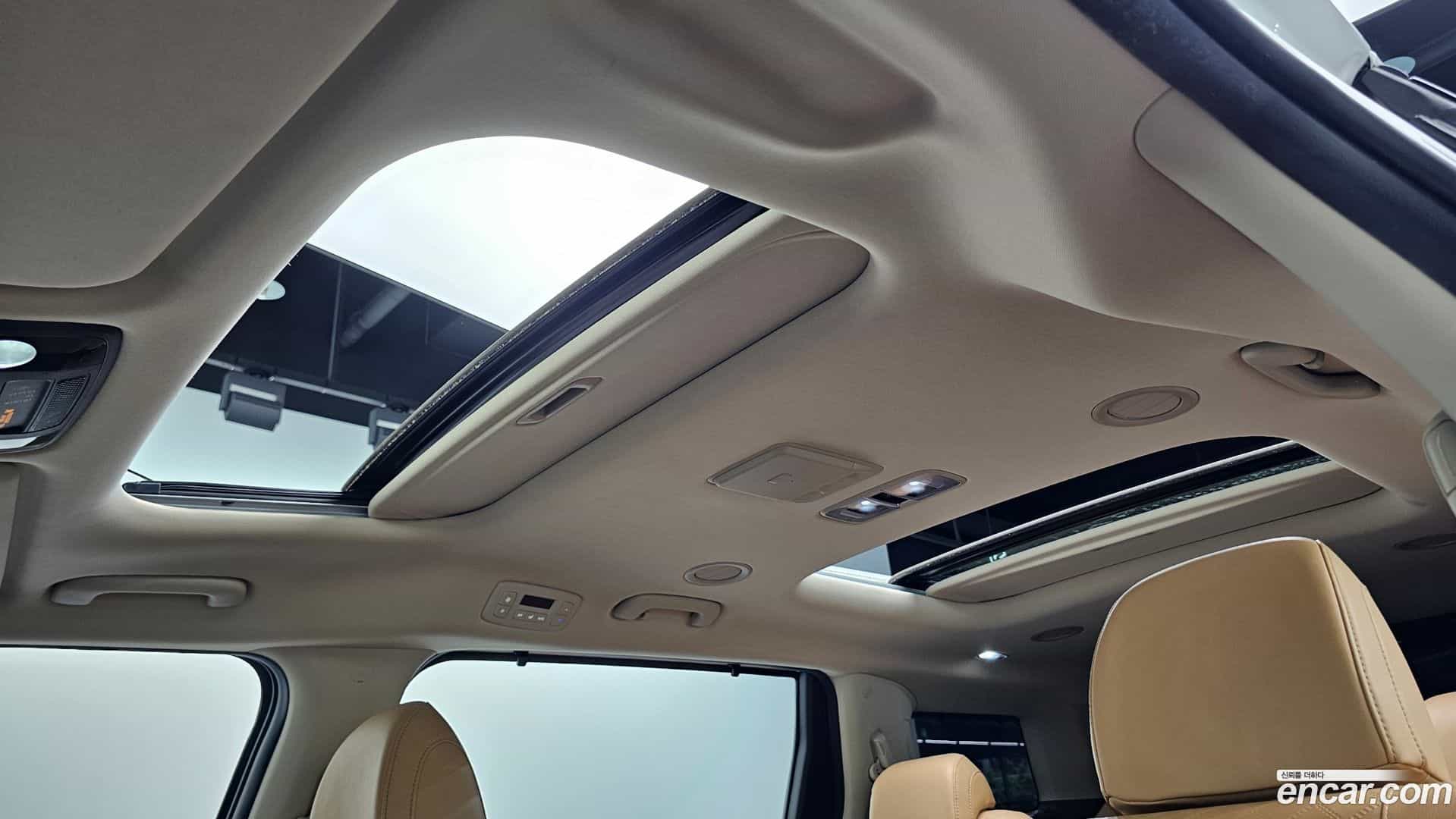 Canival Kia 2022.4-OPTION-019