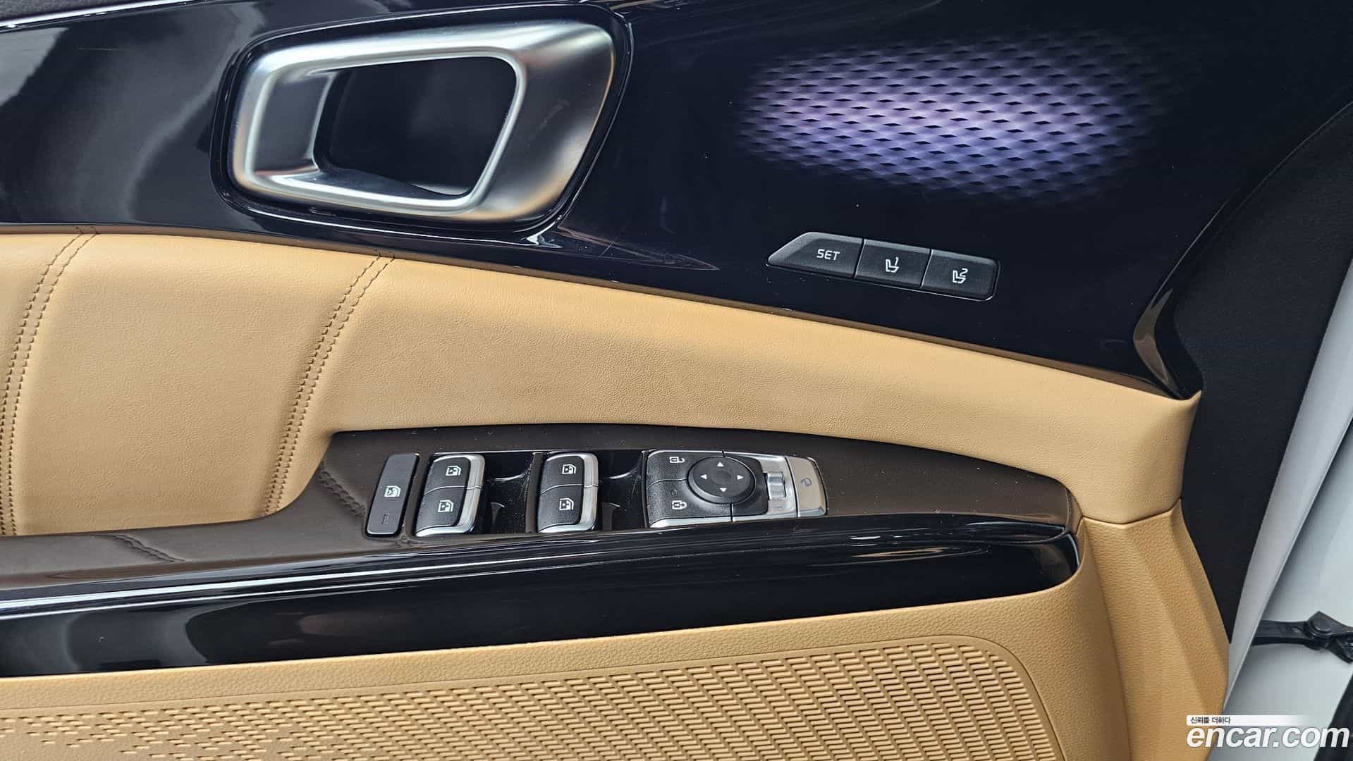 Canival Kia 2022.4-OPTION-024