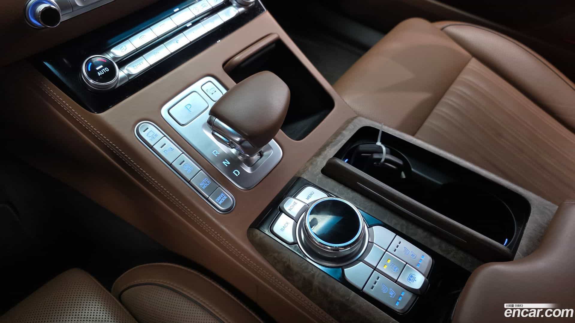 G90 Genesis 2019.2-INNER-009