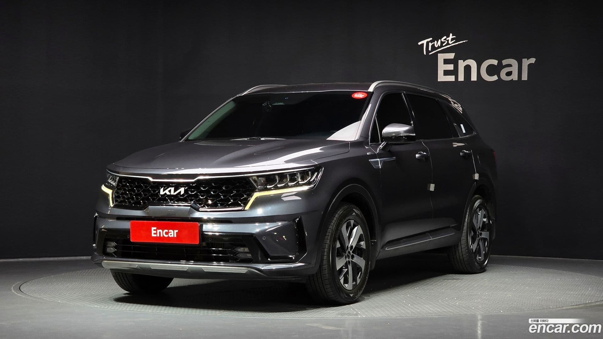 Main__Slider__Photo:Sorento Kia 2022.3-0